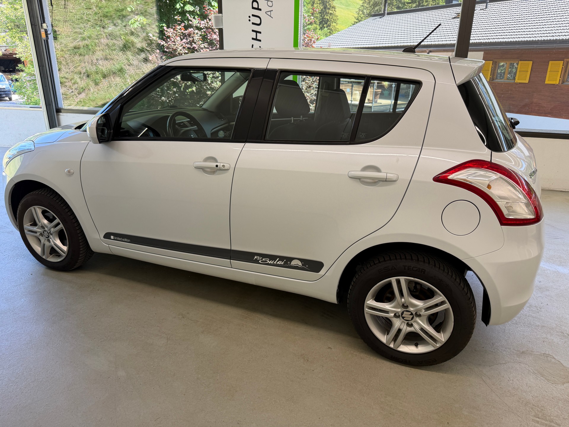 SUZUKI Swift 1.2i 16V GL Top Piz Sulai 4x4-image-6