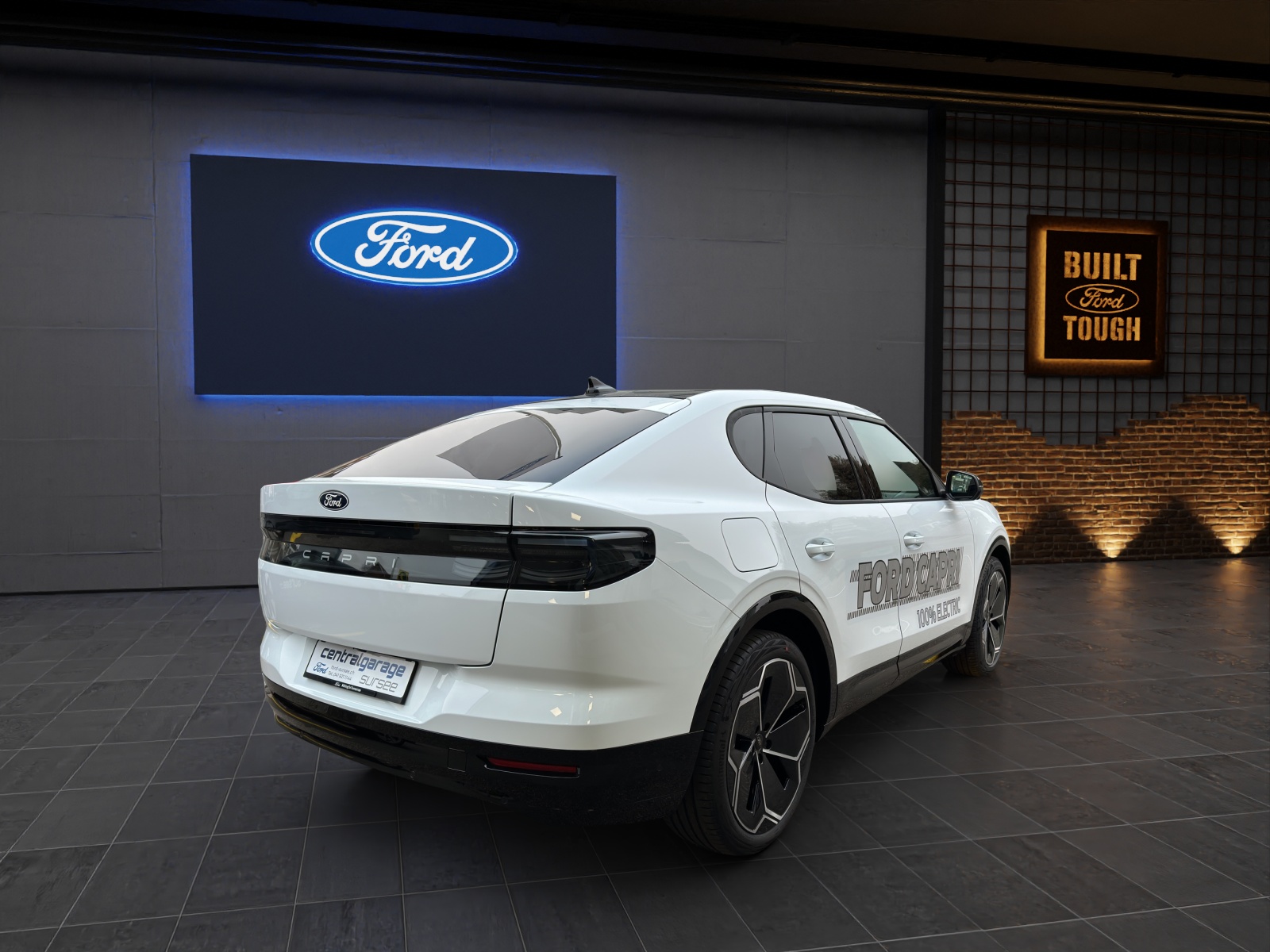 FORD Capri Extended Range (79 kWh) Premium AWD 4x4 AUTOMAT-showroom-element-3