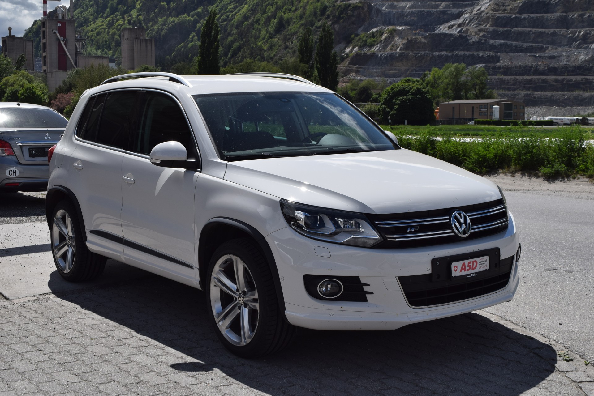 VW Tiguan 2.0 TDI BlueMotion Sport&Style 4Motion DSG