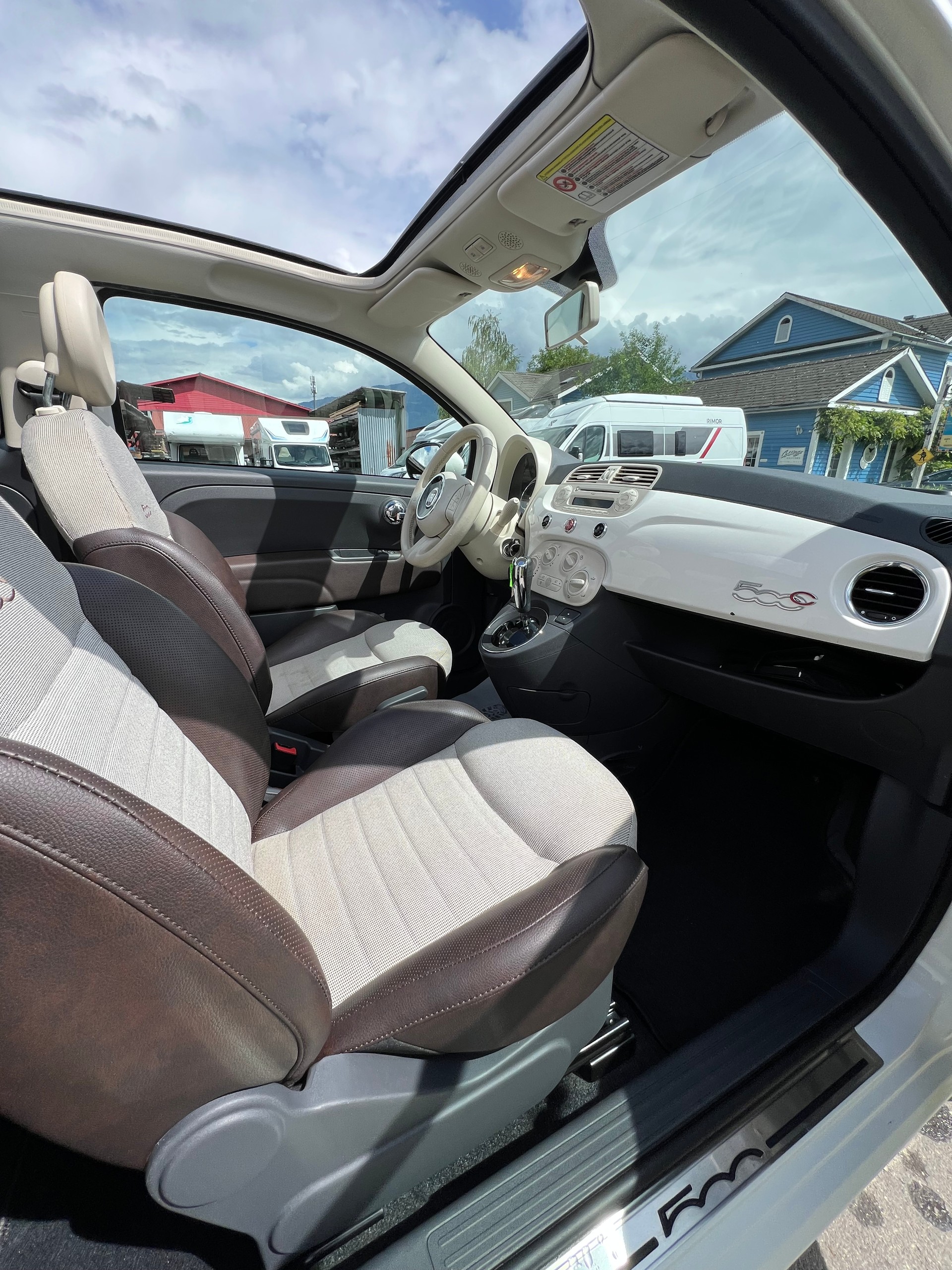 FIAT 500 Cabrio 0.9 Twinair Turbo Lounge Dualogic-image-10