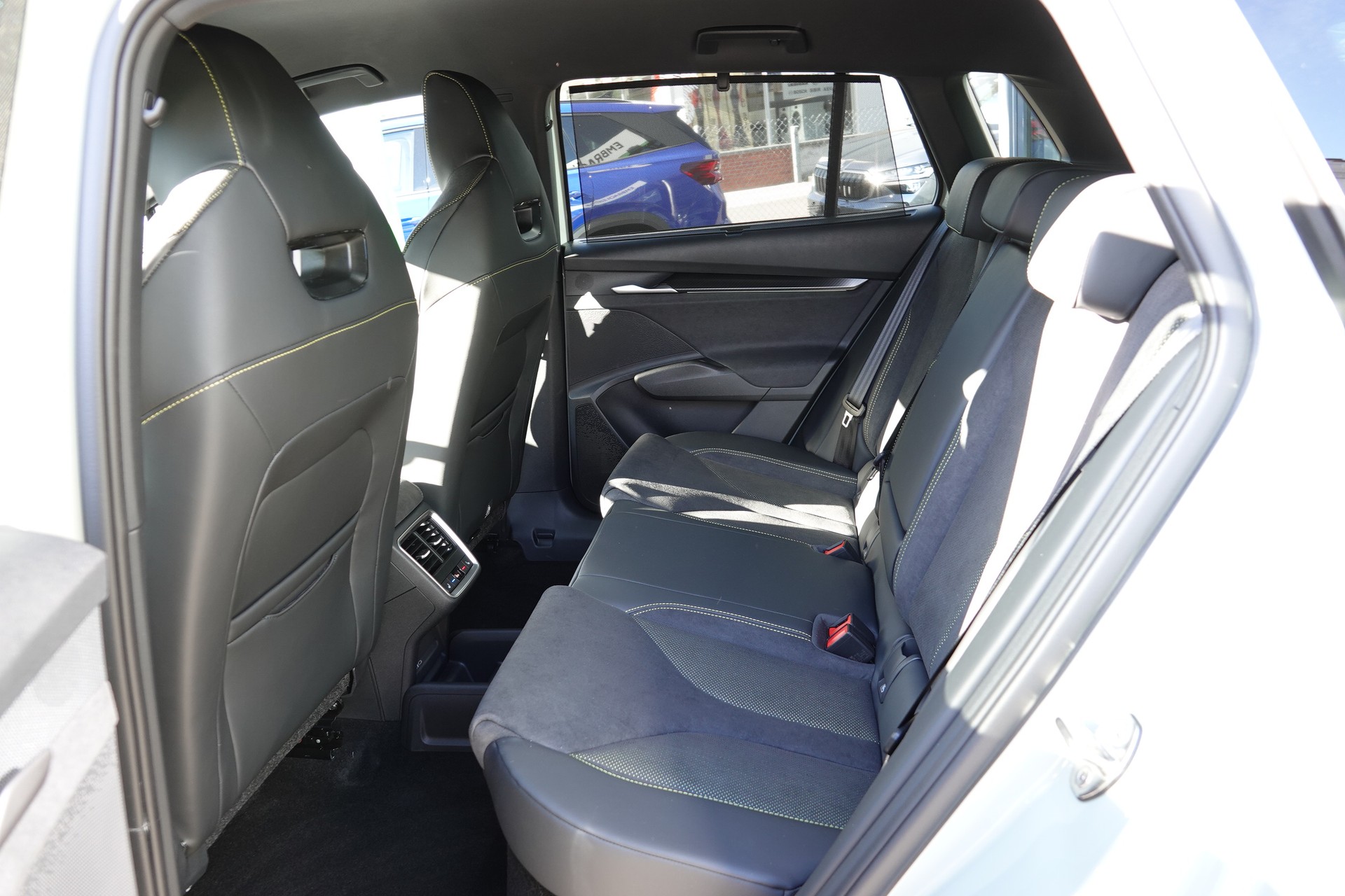 SKODA Elroq RS 4x4-image-15