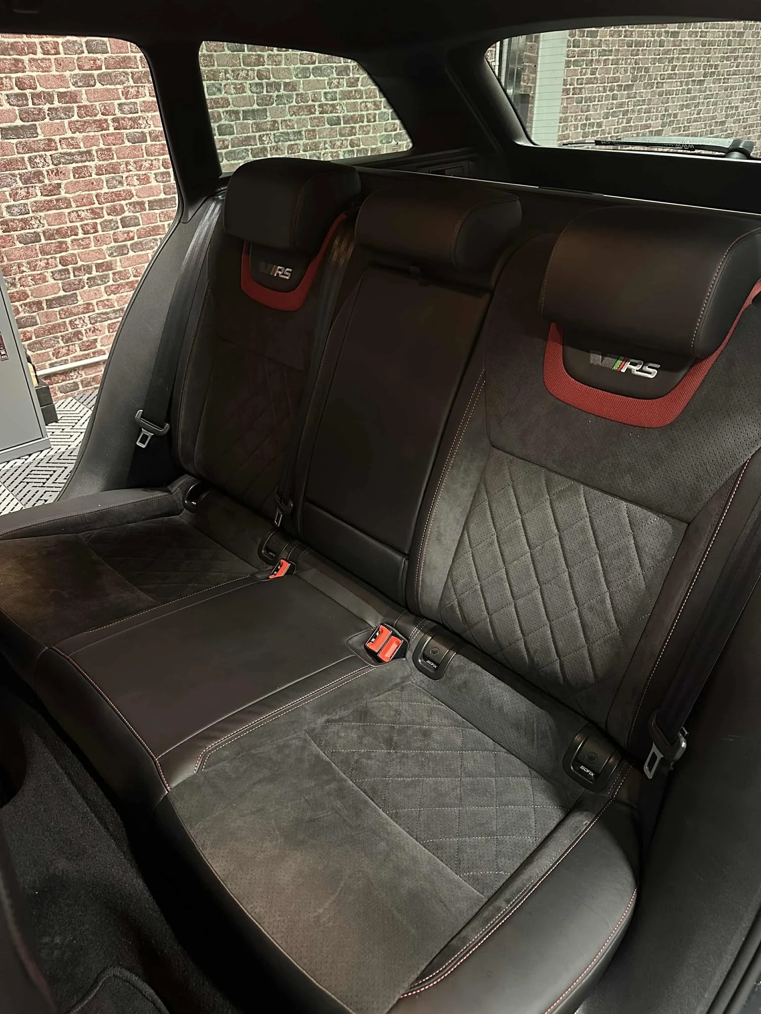 SKODA Octavia Combi 2.0 TSI RS Final Edition DSG-image-11