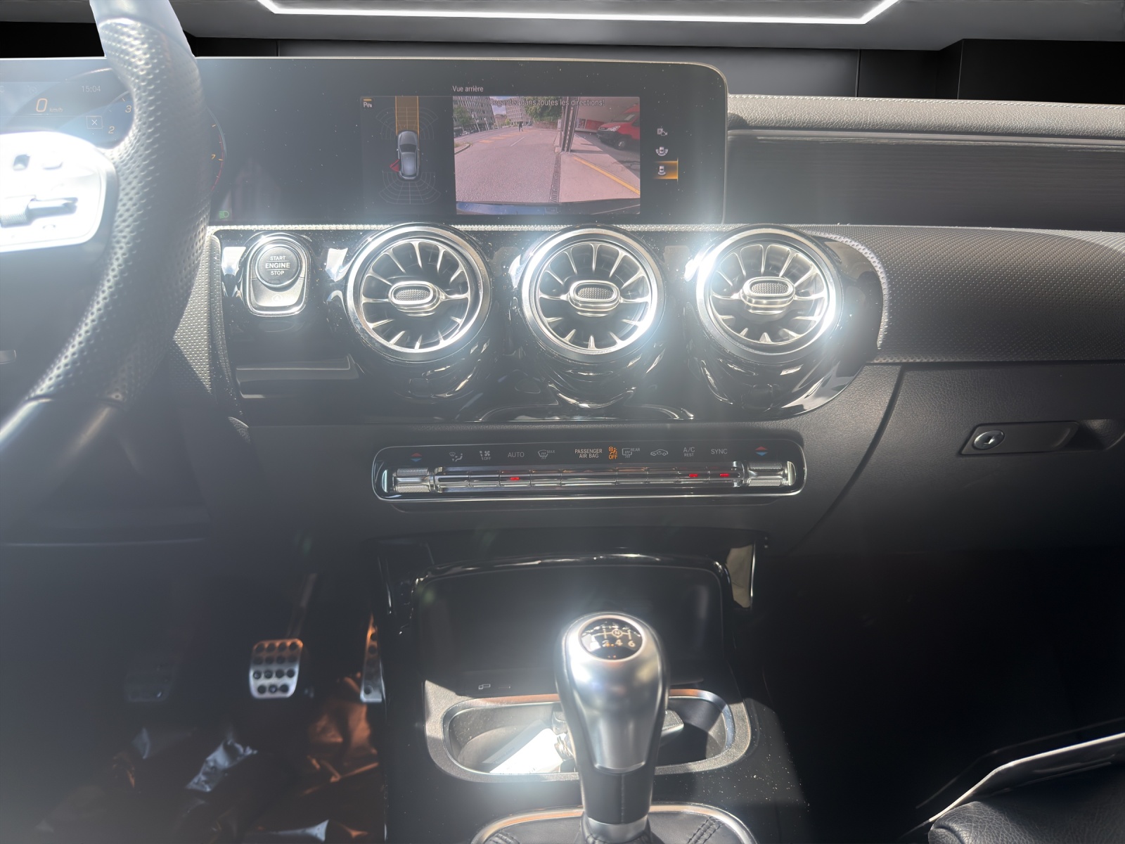 MERCEDES-BENZ A 200 AMG Line-image-13