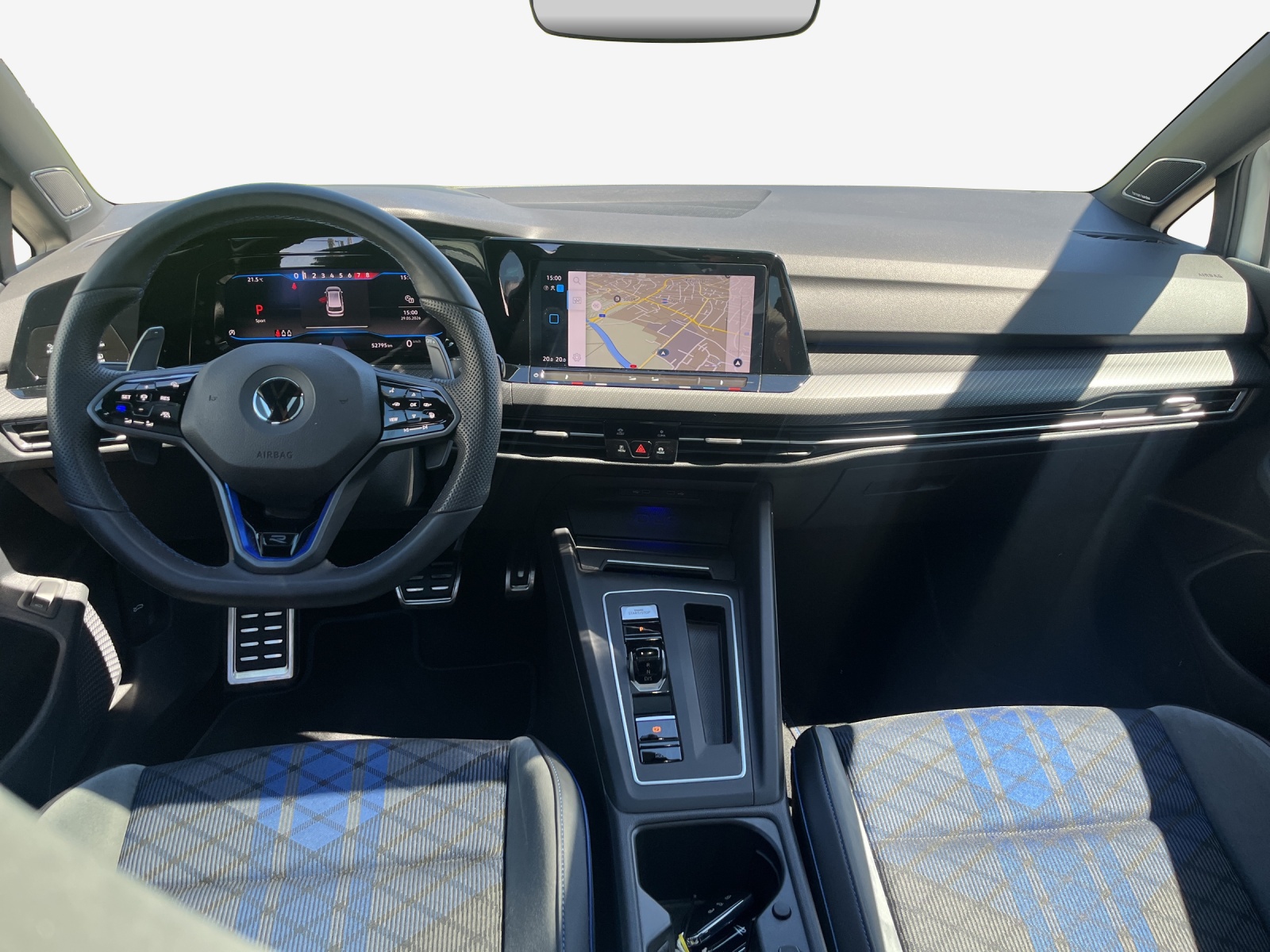 VW Golf Variant 2.0 TSI R DSG 4Motion-image-8