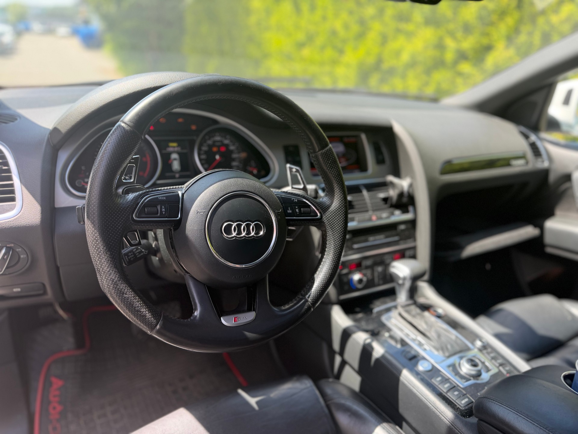AUDI Q7 4.2 TDI quattro tiptronic 7 Plätze-image-10
