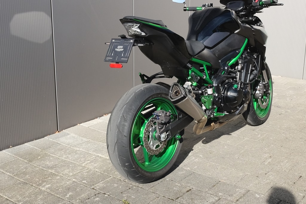 KAWASAKI Z 900-image-2