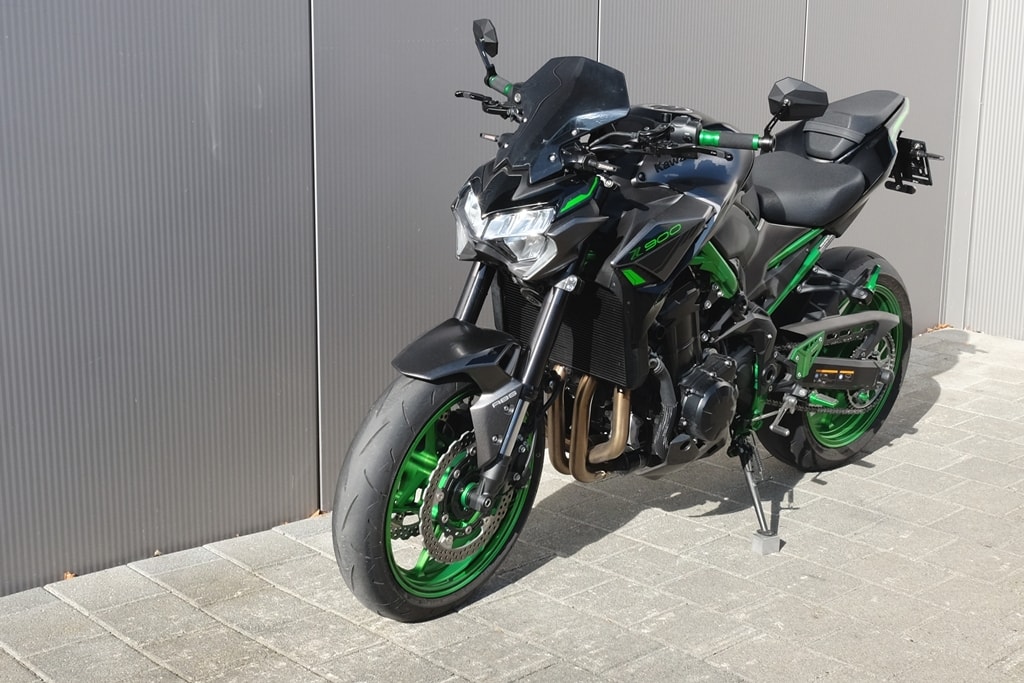 KAWASAKI Z 900-image-4