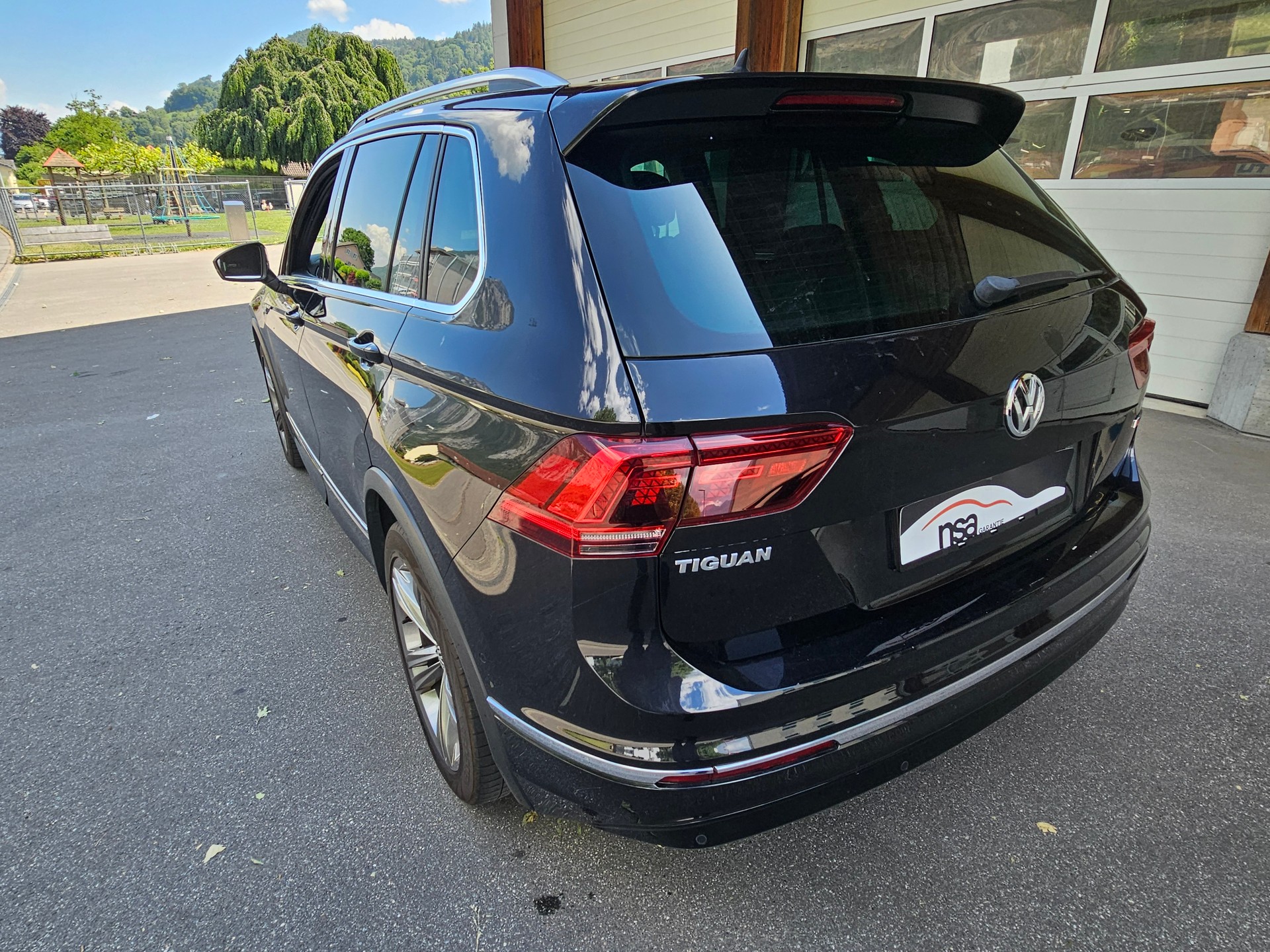 VW Tiguan 2.0TSI Highline 4Motion DSG-image-5