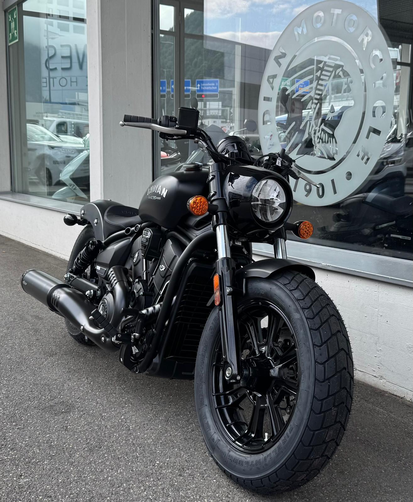 INDIAN Scout Bobber Limited + Tech-image-0
