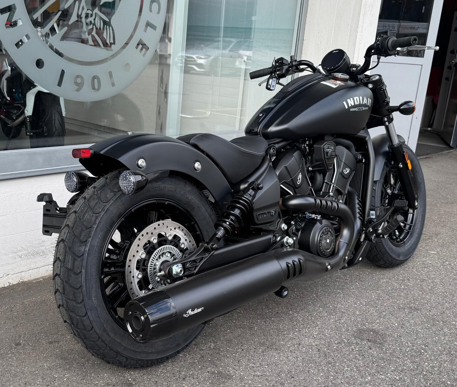 INDIAN Scout Bobber Limited + Tech-image-7