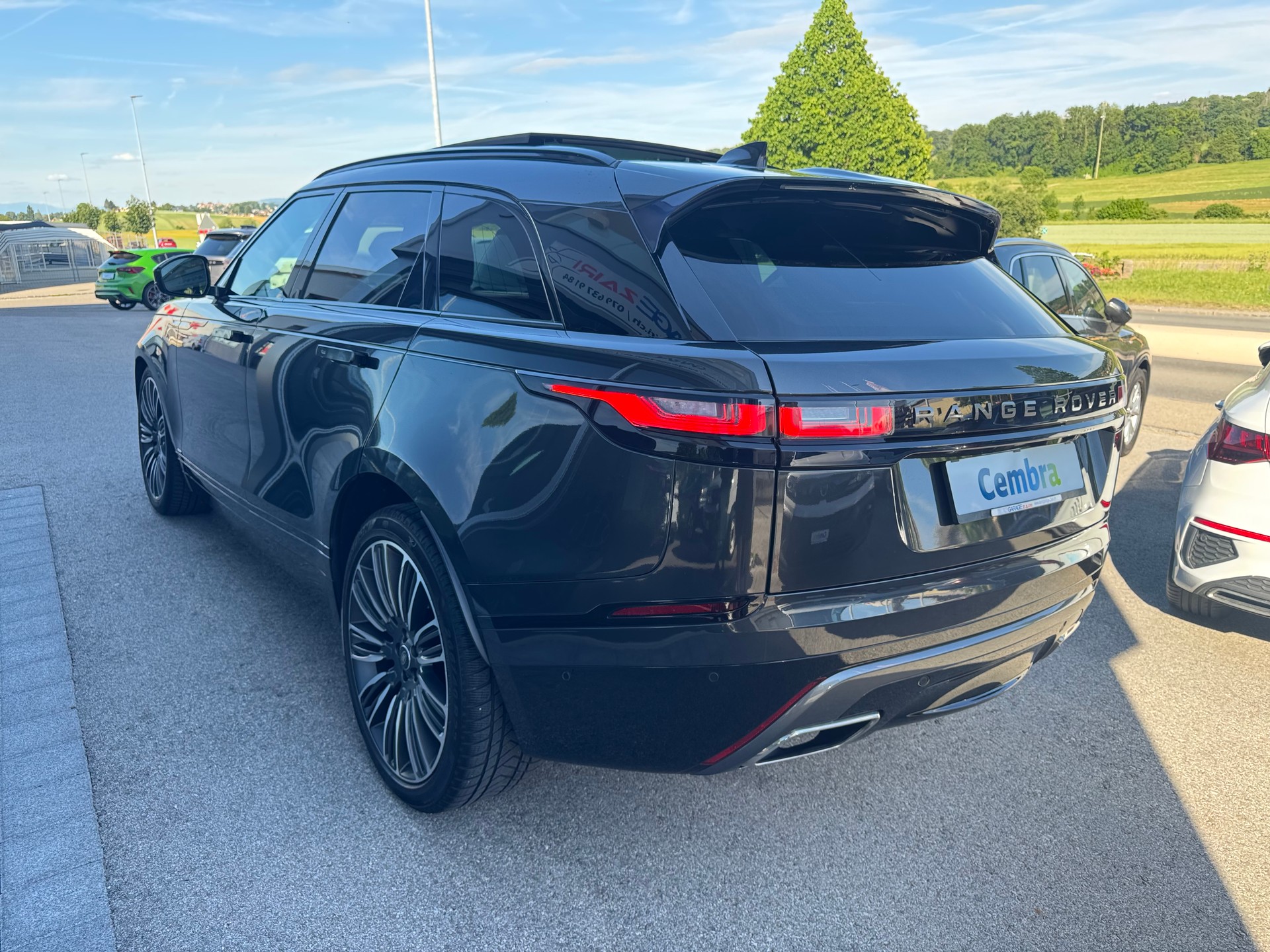 LAND ROVER Range Rover Velar R-Dynamic P 380 SE Automatic-image-8