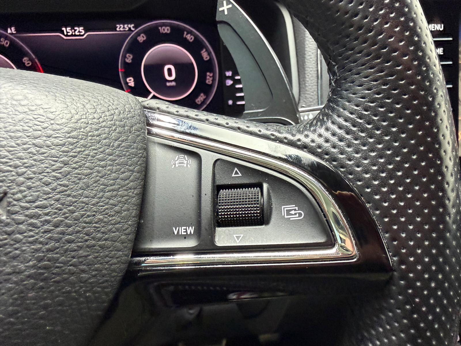 SKODA Karoq 1.5 TSI ACT Style DSG-image-17