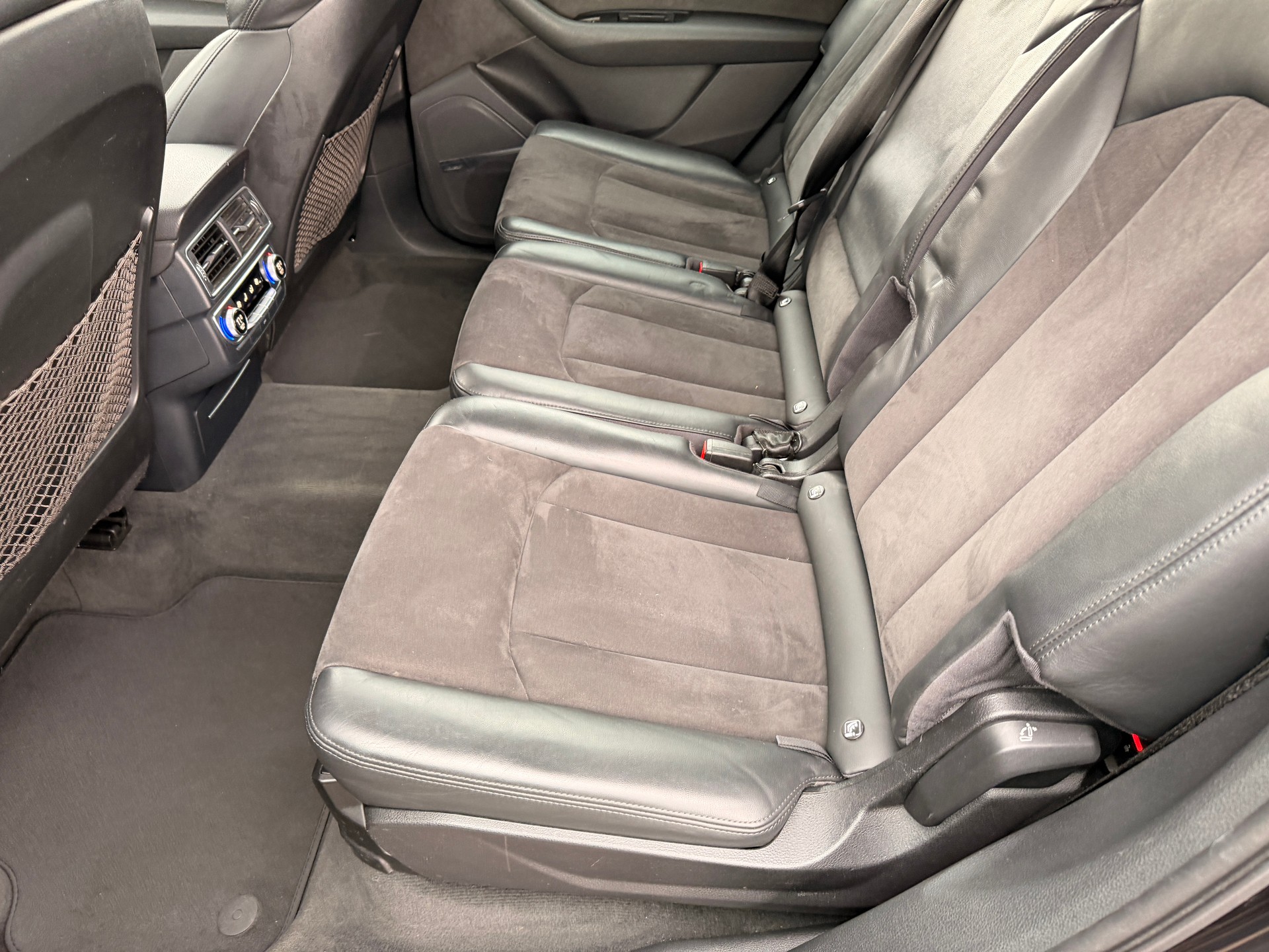AUDI Q7 3.0 TDI quattro tiptronic-image-7