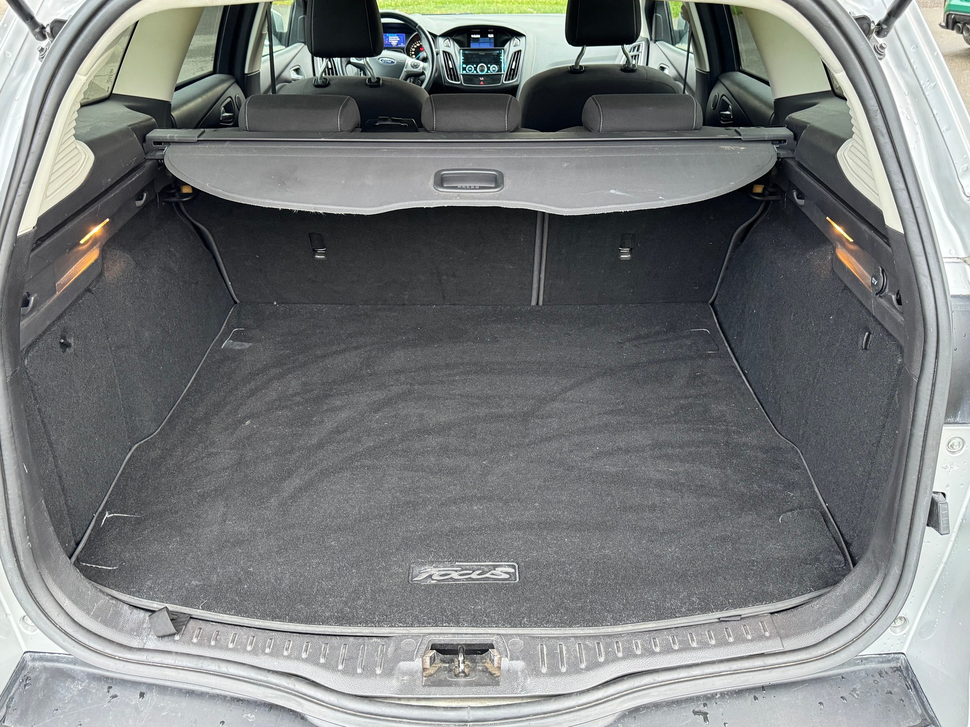 FORD Focus 1.0 SCTi Carving-image-7