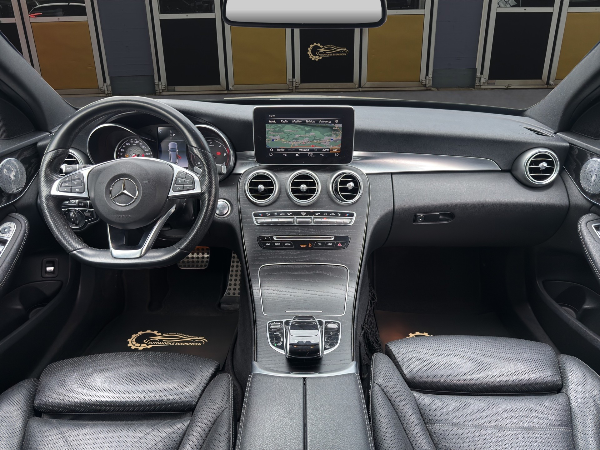 MERCEDES-BENZ C 250 d Swiss Star AMG Line 4Matic 9G-Tronic-image-10