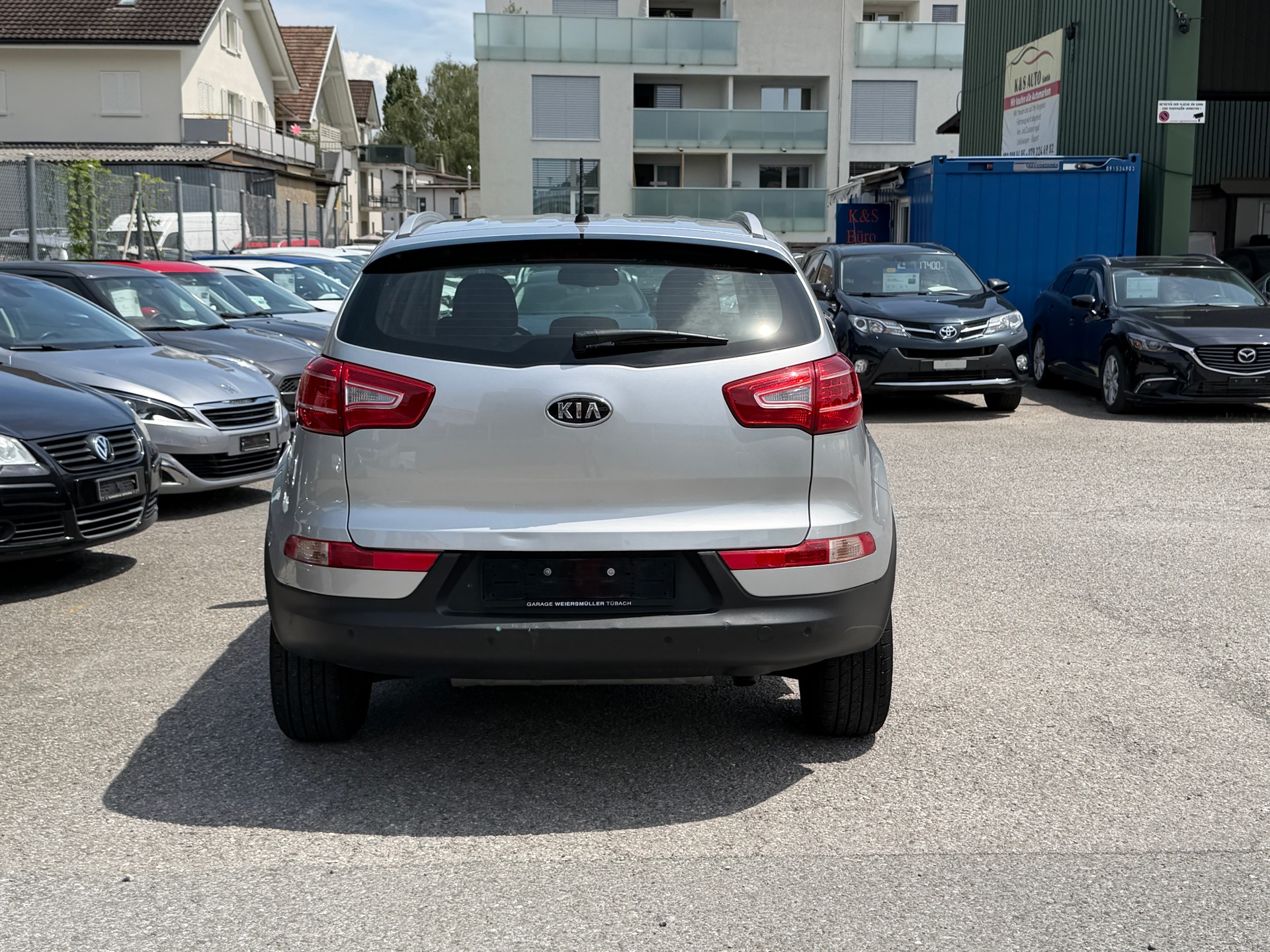 KIA Sportage 2.0 Style 2WD Automatic-image-14