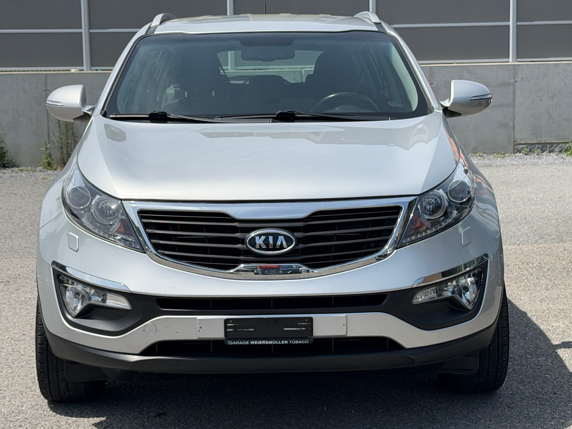 KIA Sportage 2.0 Style 2WD Automatic-image-3