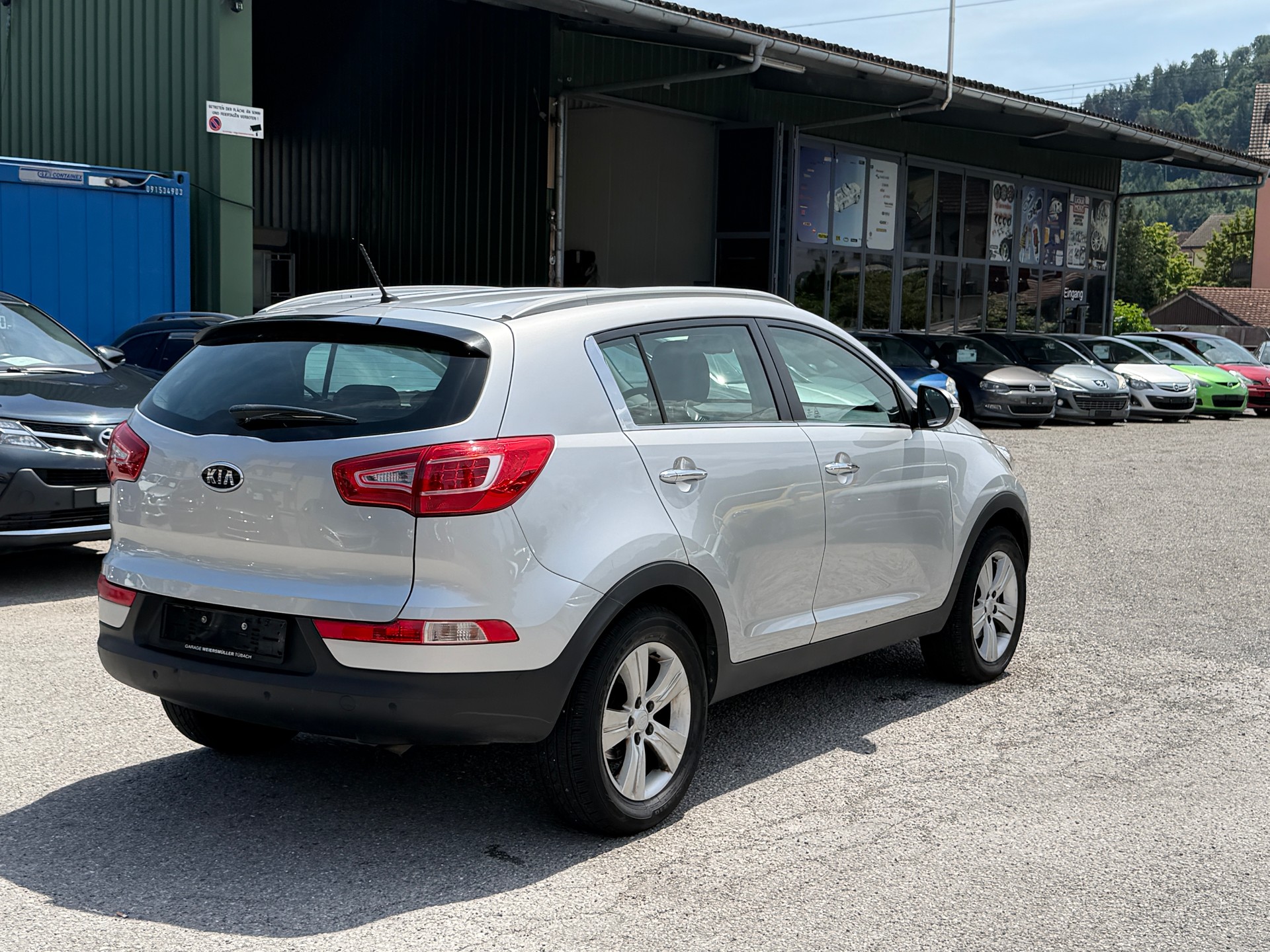 KIA Sportage 2.0 Style 2WD Automatic-image-15