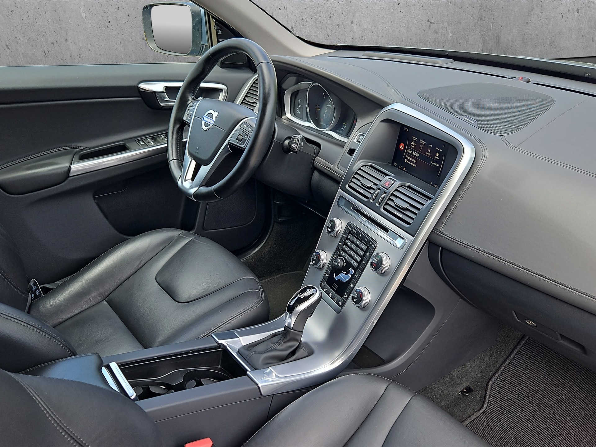 VOLVO XC60 D4 AWD Summum Geartronic-image-6