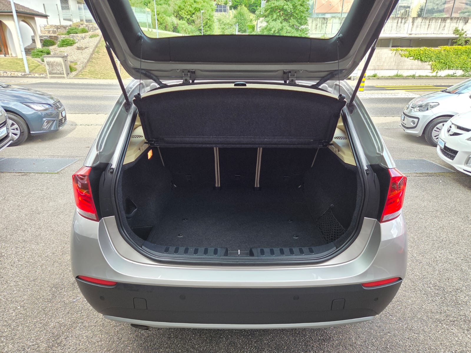 BMW X1 xDrive 18d Steptronic-image-15