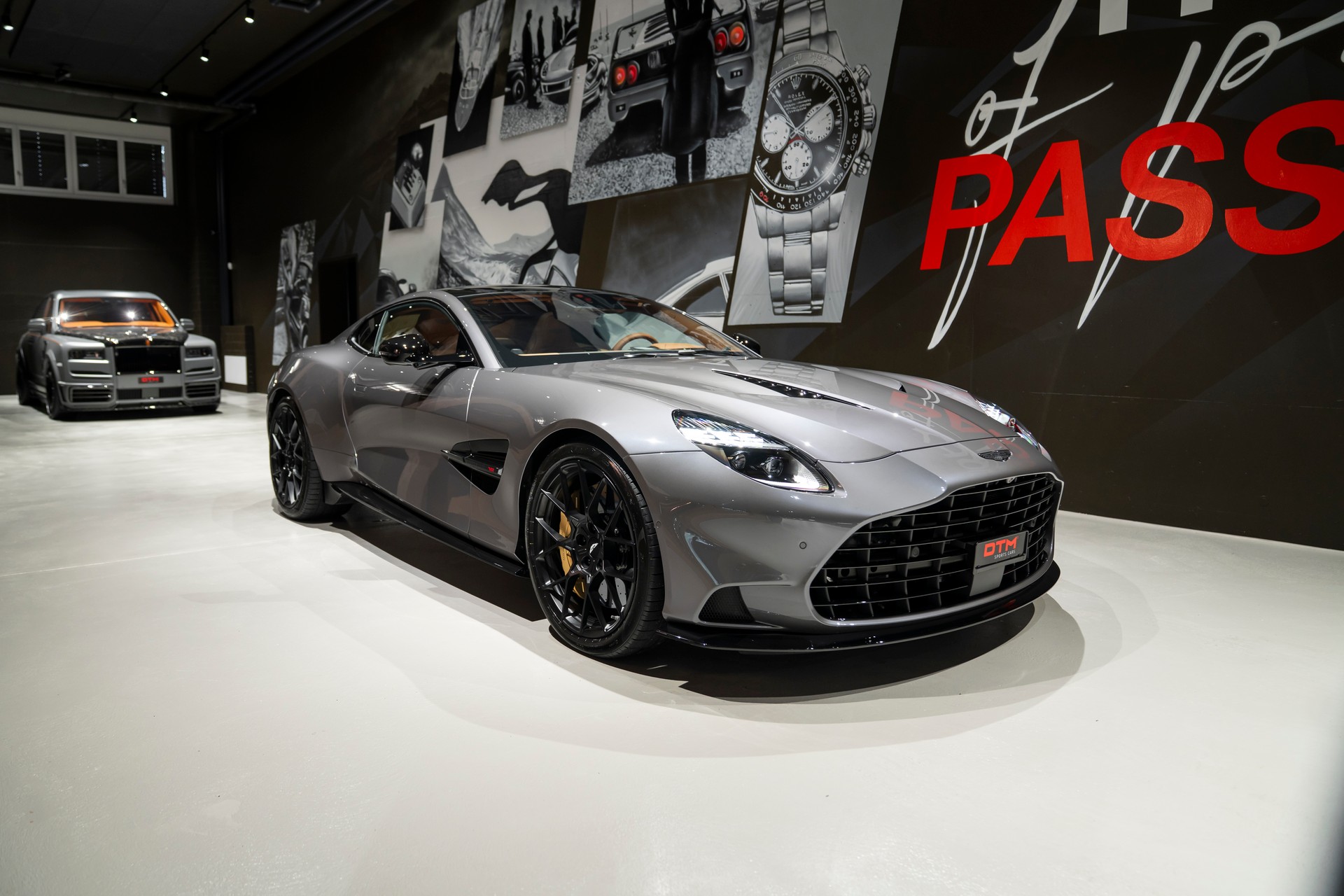 ASTON MARTIN Vanquish 5.2 V12 Bi-Turbo