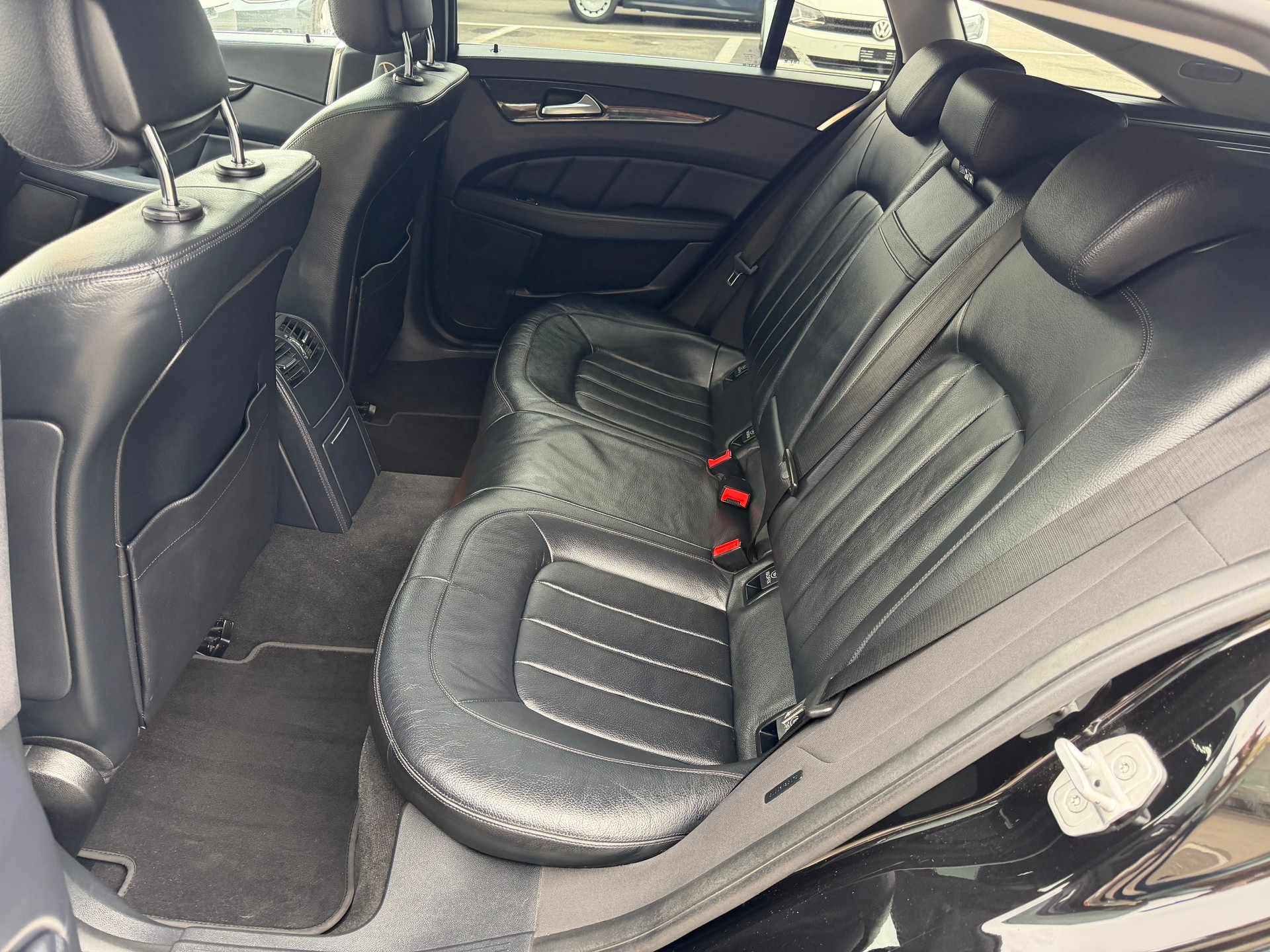 MERCEDES-BENZ CLS Shooting Brake 250 BlueTEC 4Matic 7G-Tronic-image-17
