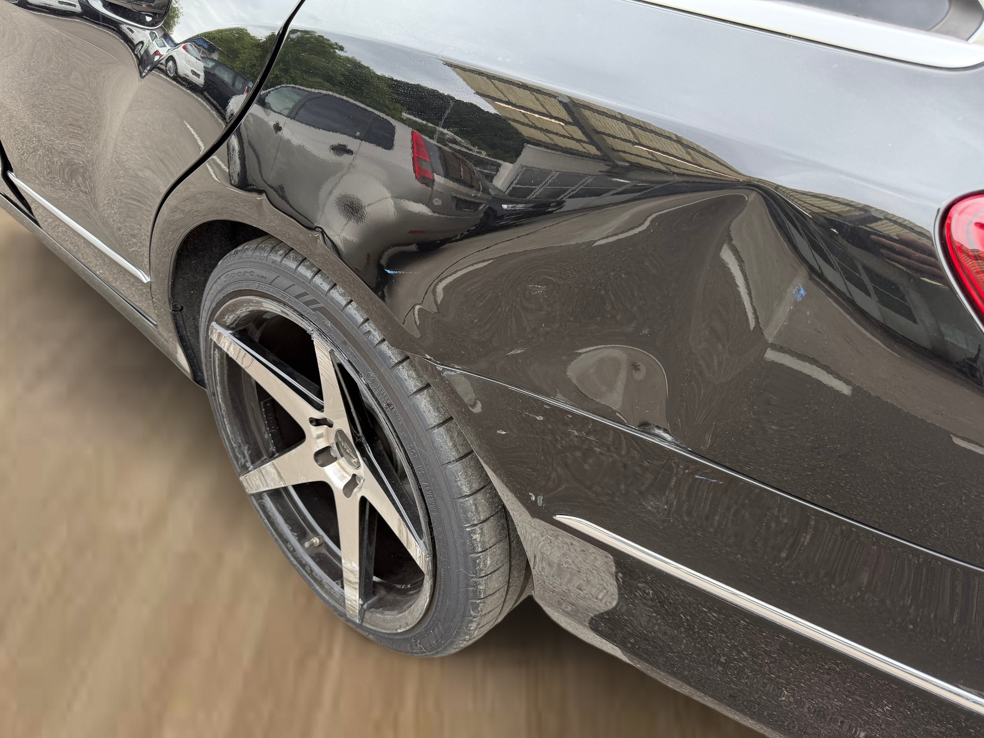 MERCEDES-BENZ CLS Shooting Brake 250 BlueTEC 4Matic 7G-Tronic-image-9