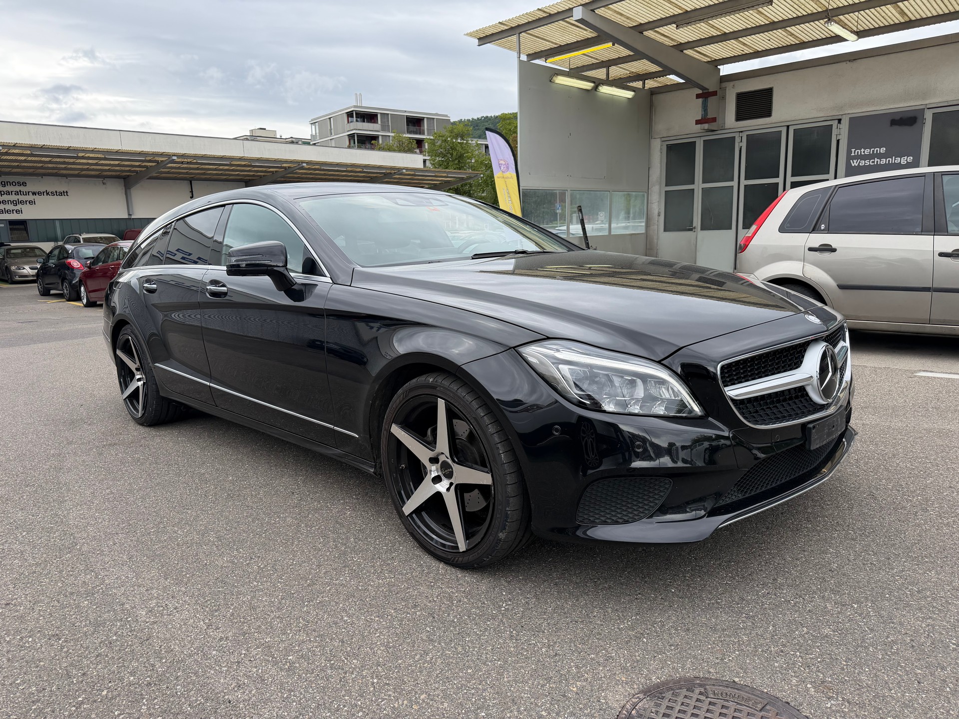 MERCEDES-BENZ CLS Shooting Brake 250 BlueTEC 4Matic 7G-Tronic-showroom-element-2