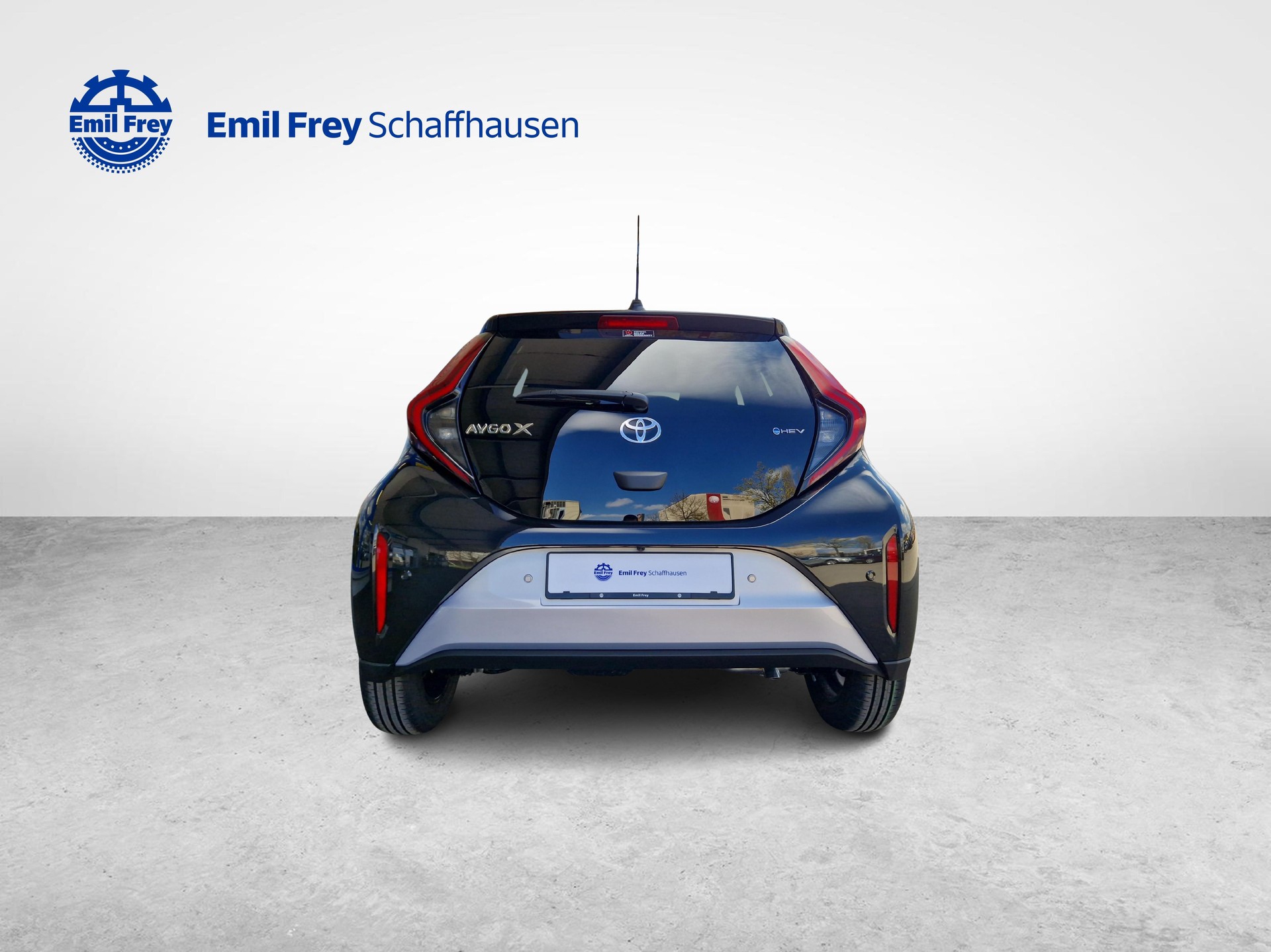 TOYOTA Aygo X 1.5 VVT-i HSD Trend-showroom-element-3