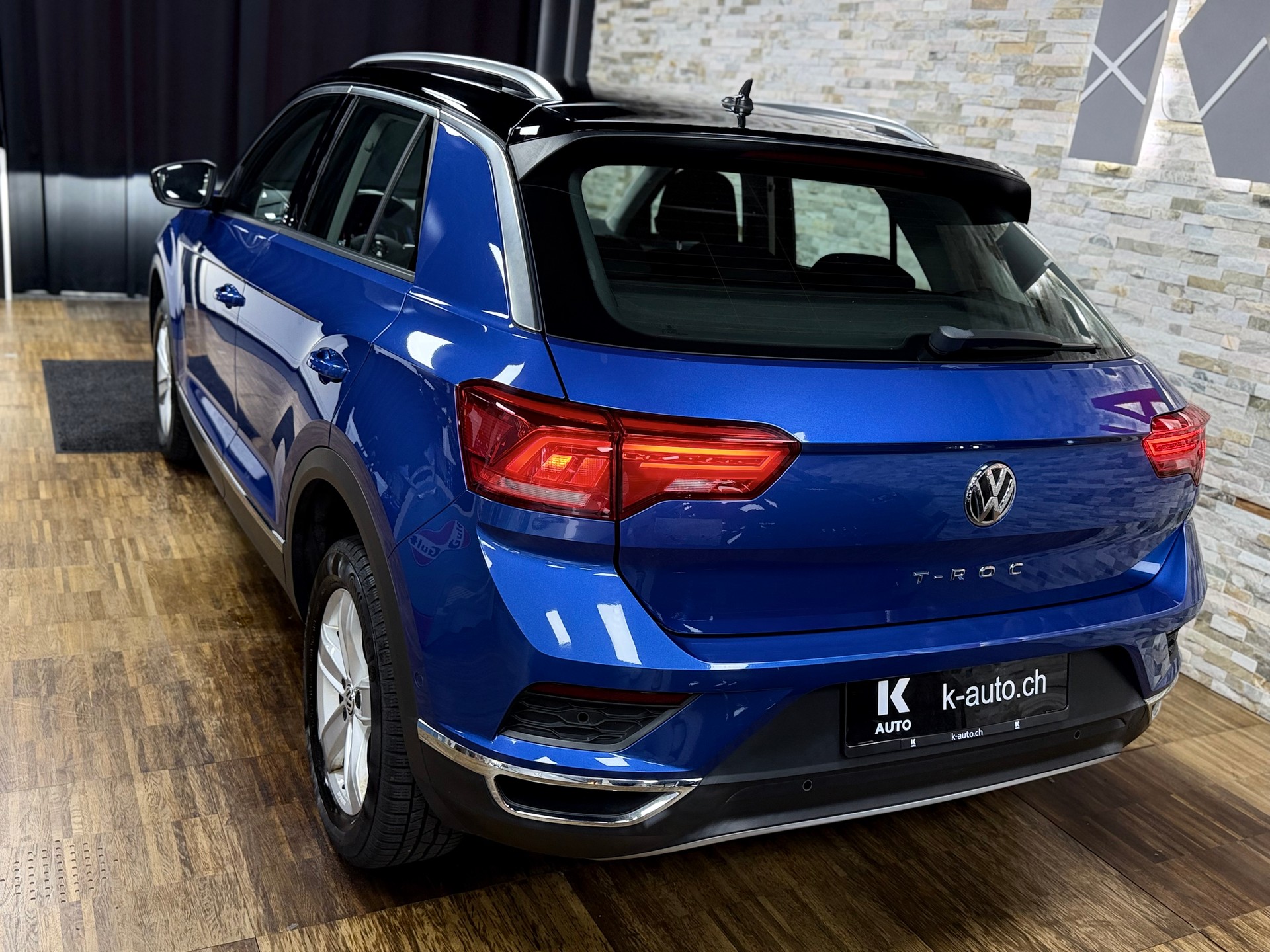 VW T-Roc 1.5 TSI EVO Advance DSG-showroom-element-1
