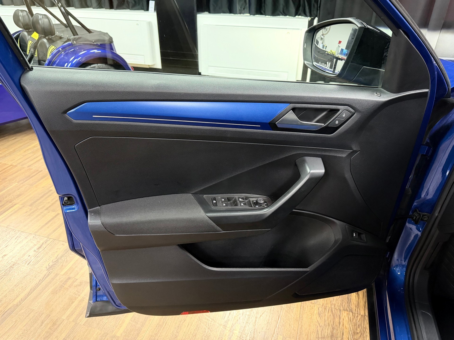 VW T-Roc 1.5 TSI EVO Advance DSG-image-9