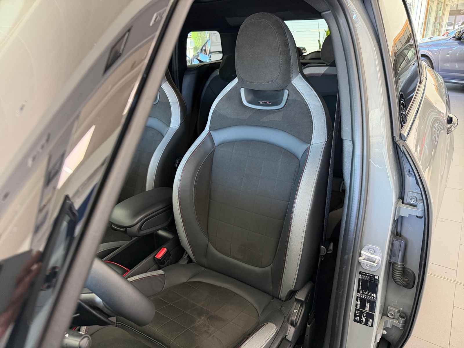 MINI Countryman John Cooper Works ALL4 Steptronic-image-17