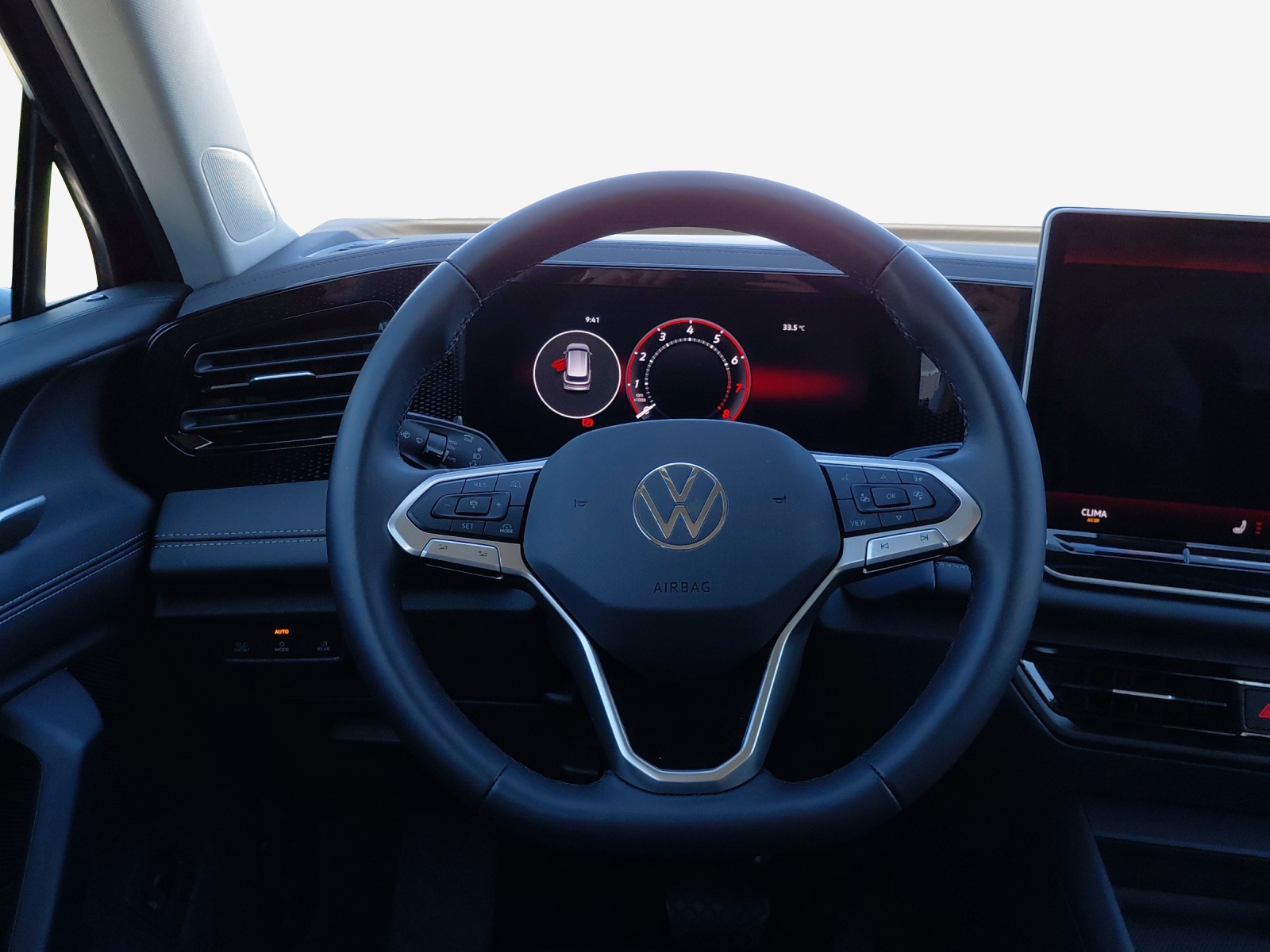 VW Tiguan 2.0 TSI DSG Life 4Motion-image-9