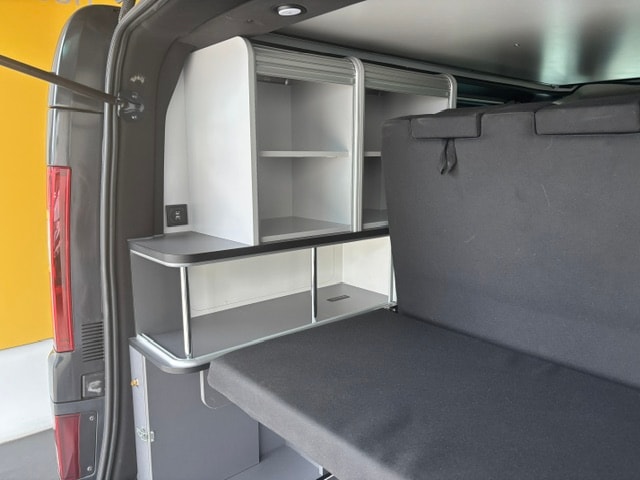 RENAULT Trafic Spacenomad Iconic Blue dCi 170 CV BVA-image-7