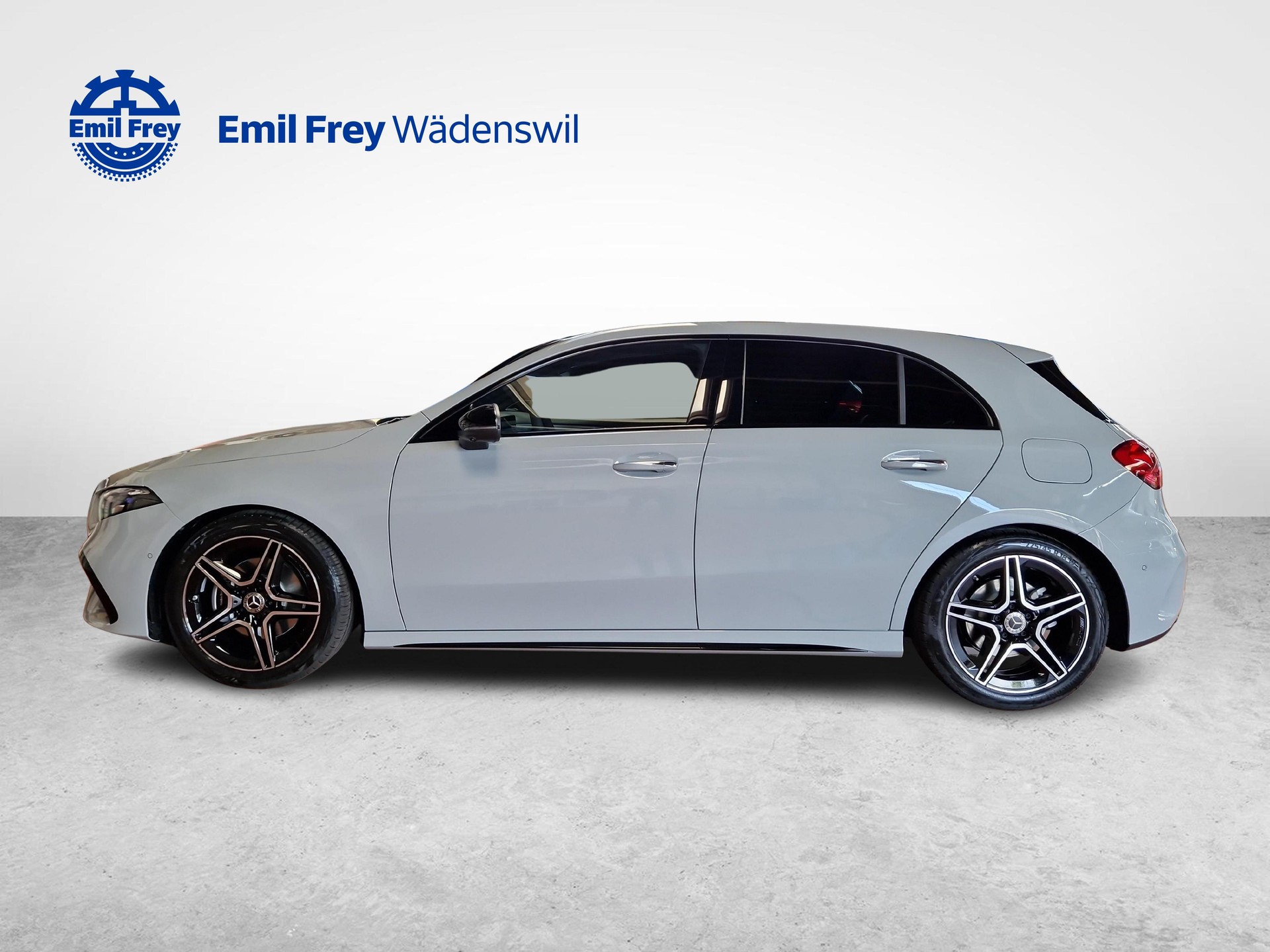 MERCEDES-BENZ A 200 Night Star AMG Line Special Edition-showroom-element-1