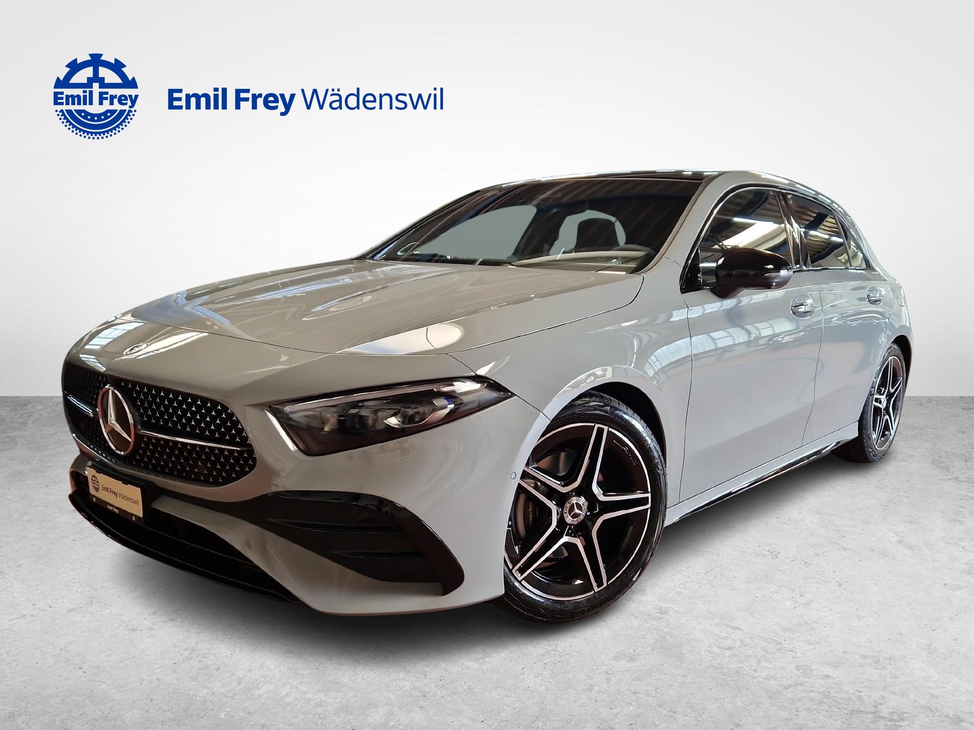 MERCEDES-BENZ A 200 Night Star AMG Line Special Edition-image-11