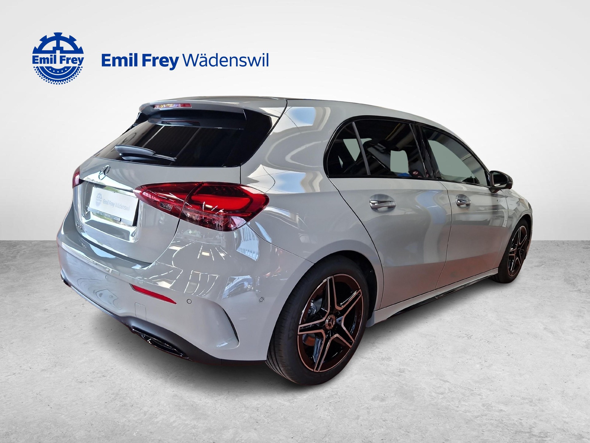 MERCEDES-BENZ A 200 Night Star AMG Line Special Edition-showroom-element-3