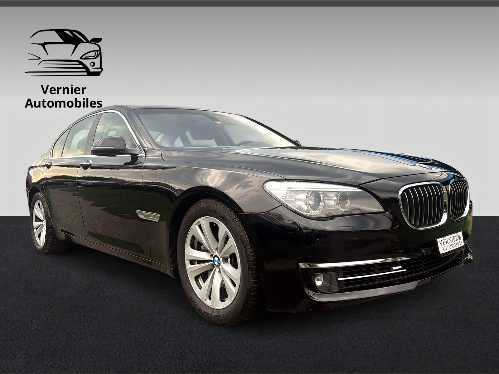 BMW 740i