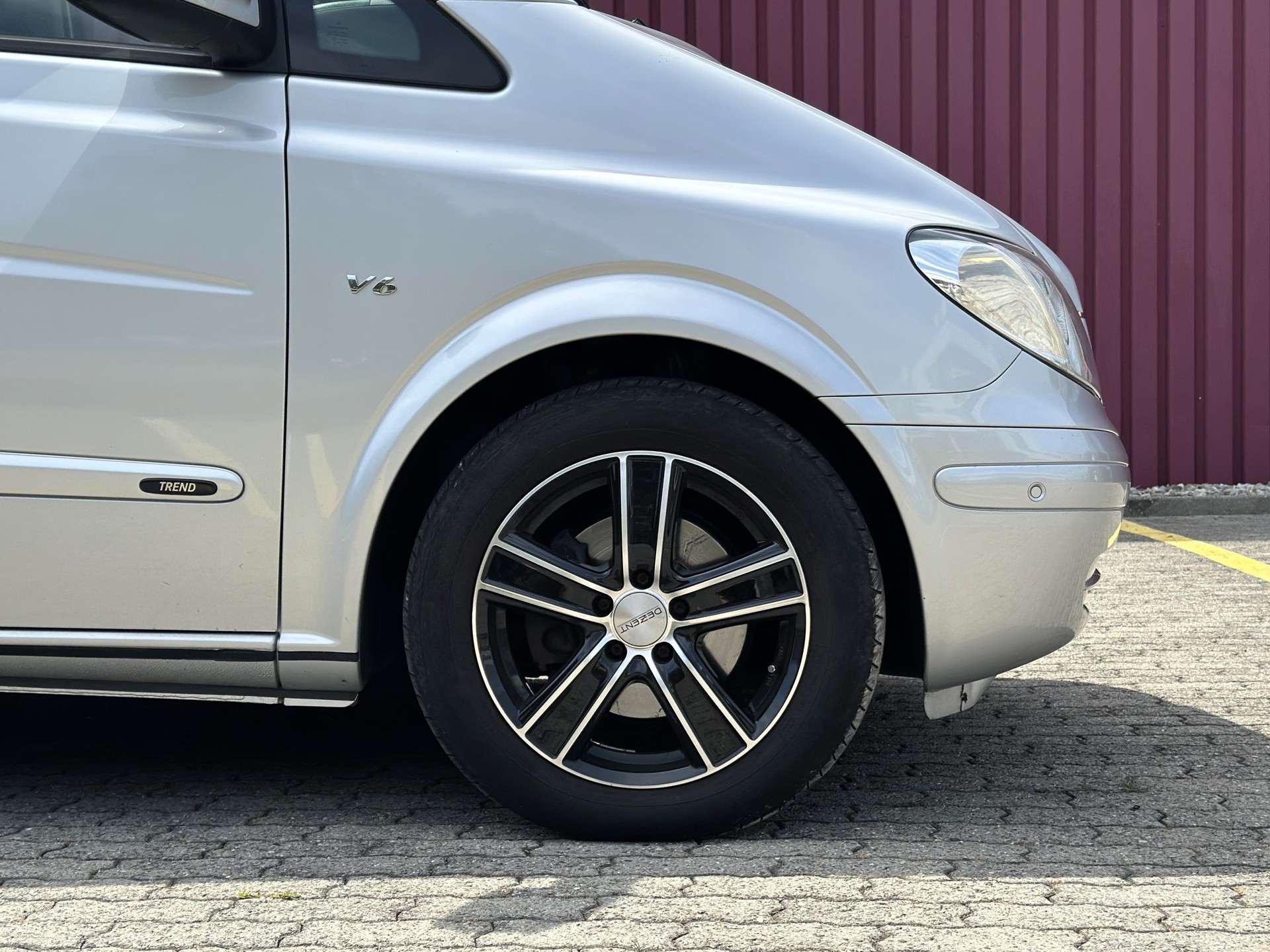 MERCEDES-BENZ Viano 3.0 CDI Ambiente Automat-showroom-element-1