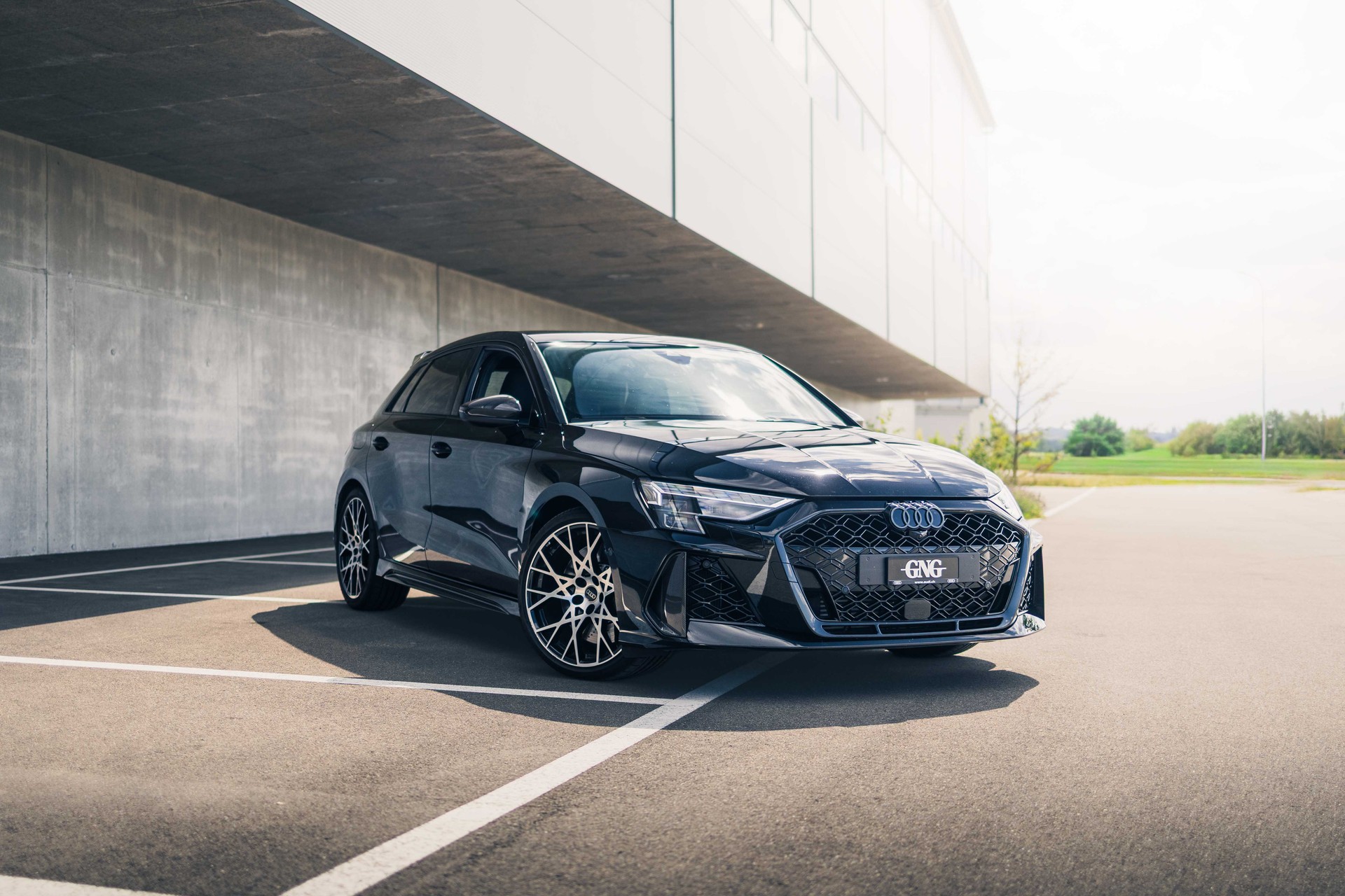 AUDI RS3 Sportback 2.5 TSI quattro S-tronic-showroom-element-3