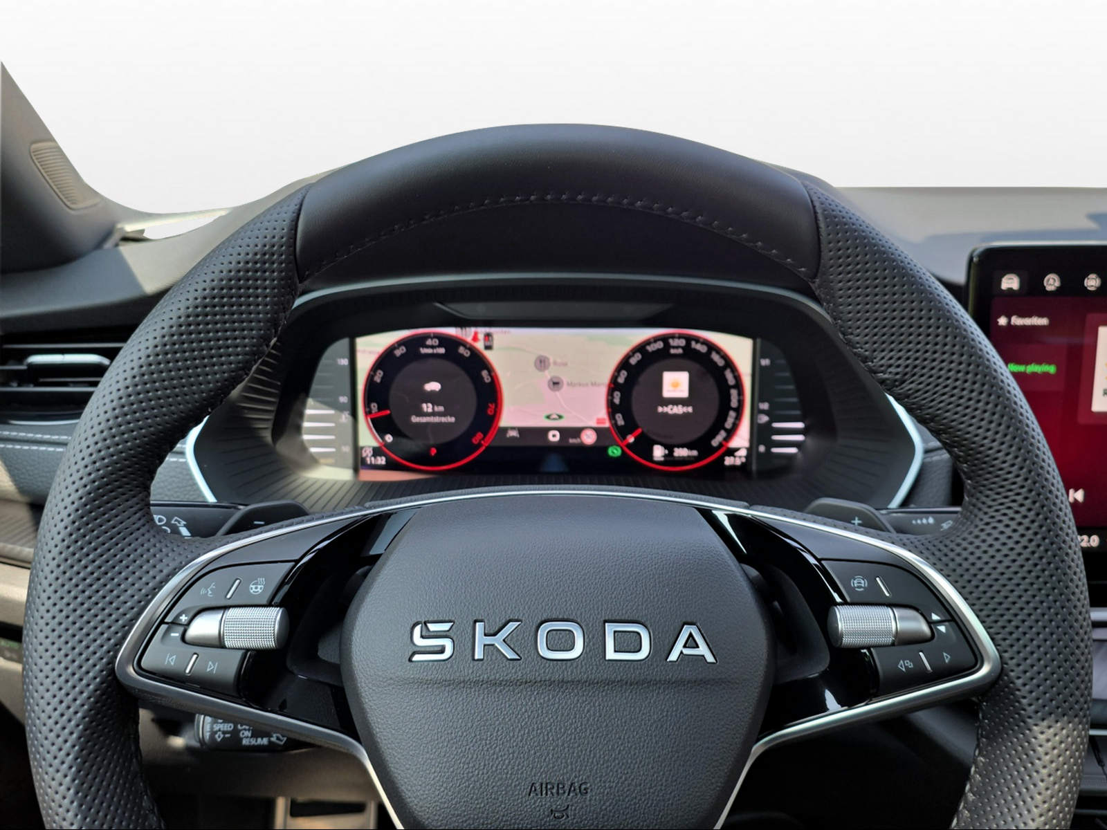 SKODA Octavia Combi 2.0 TSI DSG Dynamic 4x4-image-4