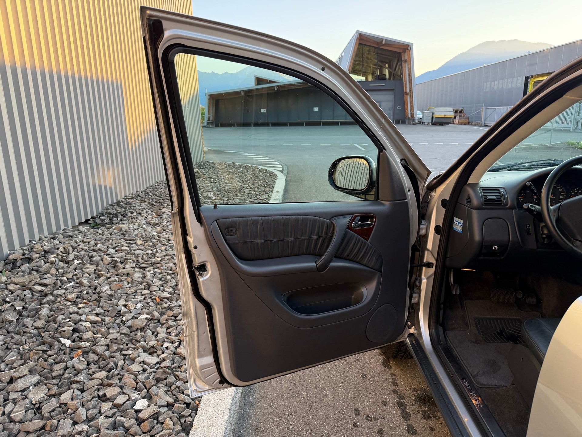 MERCEDES-BENZ ML 320 Automatic CROCHET 2650 KG. ( NEUF)-image-13