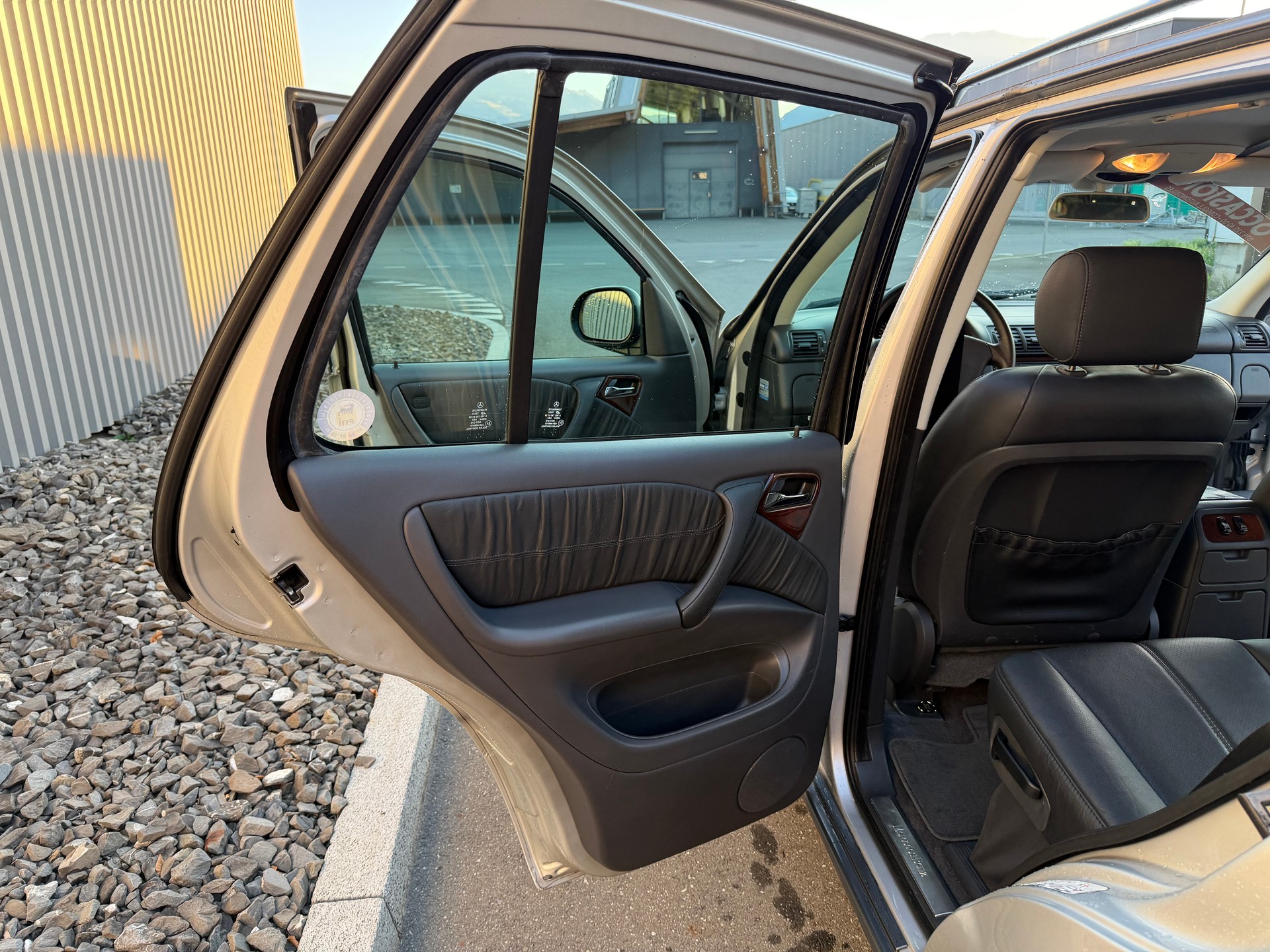 MERCEDES-BENZ ML 320 Automatic CROCHET 2650 KG. ( NEUF)-image-32