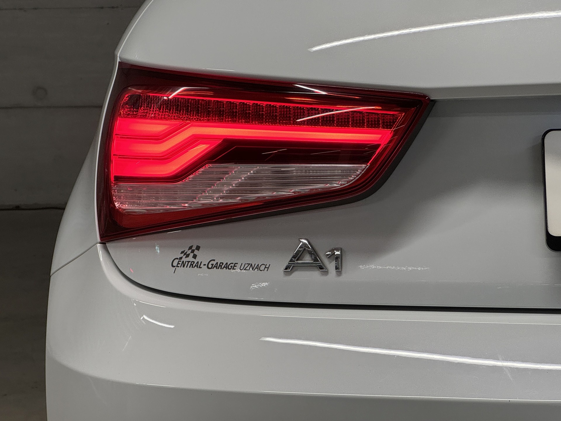AUDI A1 Sportback 1.4 TFSI Sport-image-4