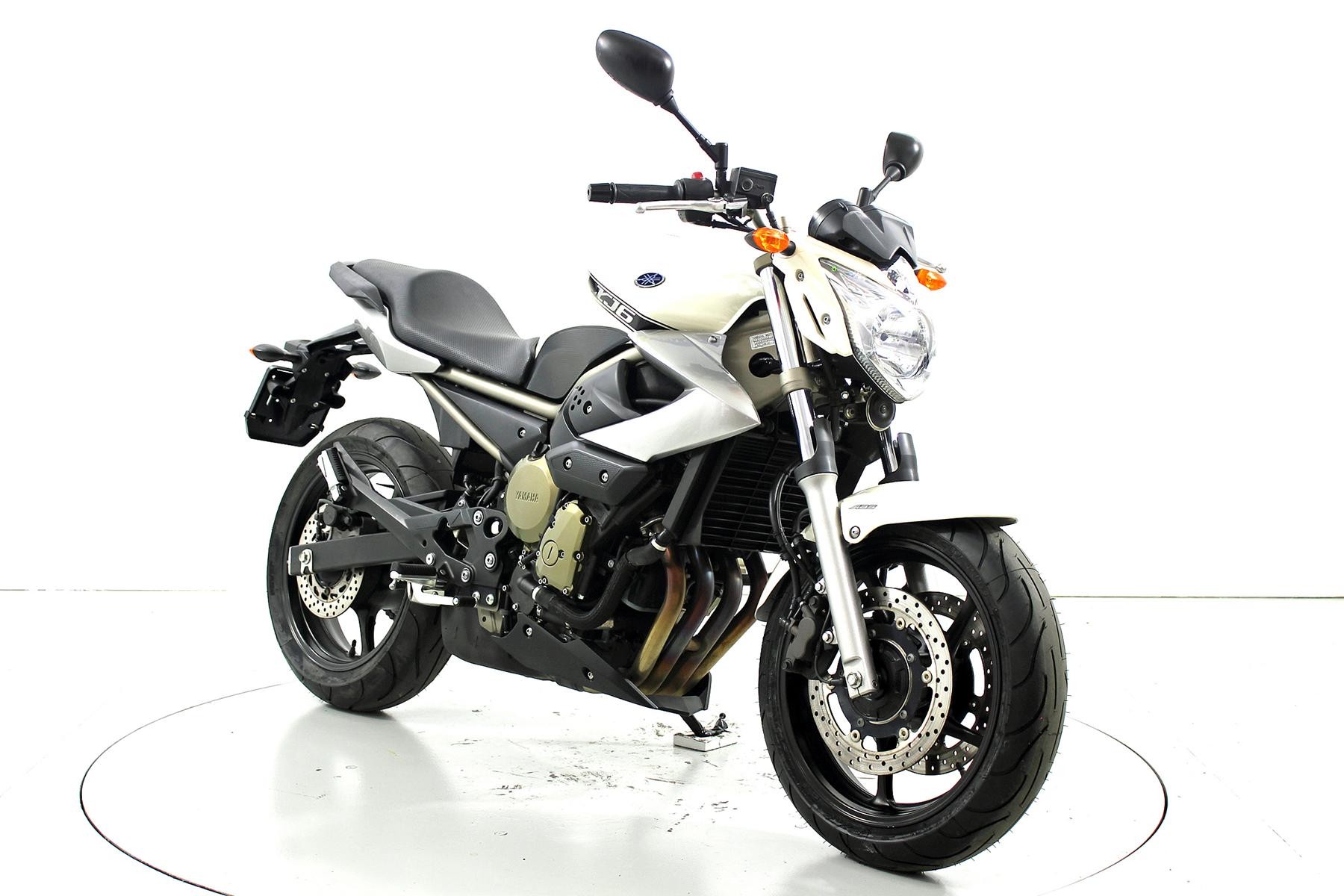 YAMAHA XJ6N ABS-image-1