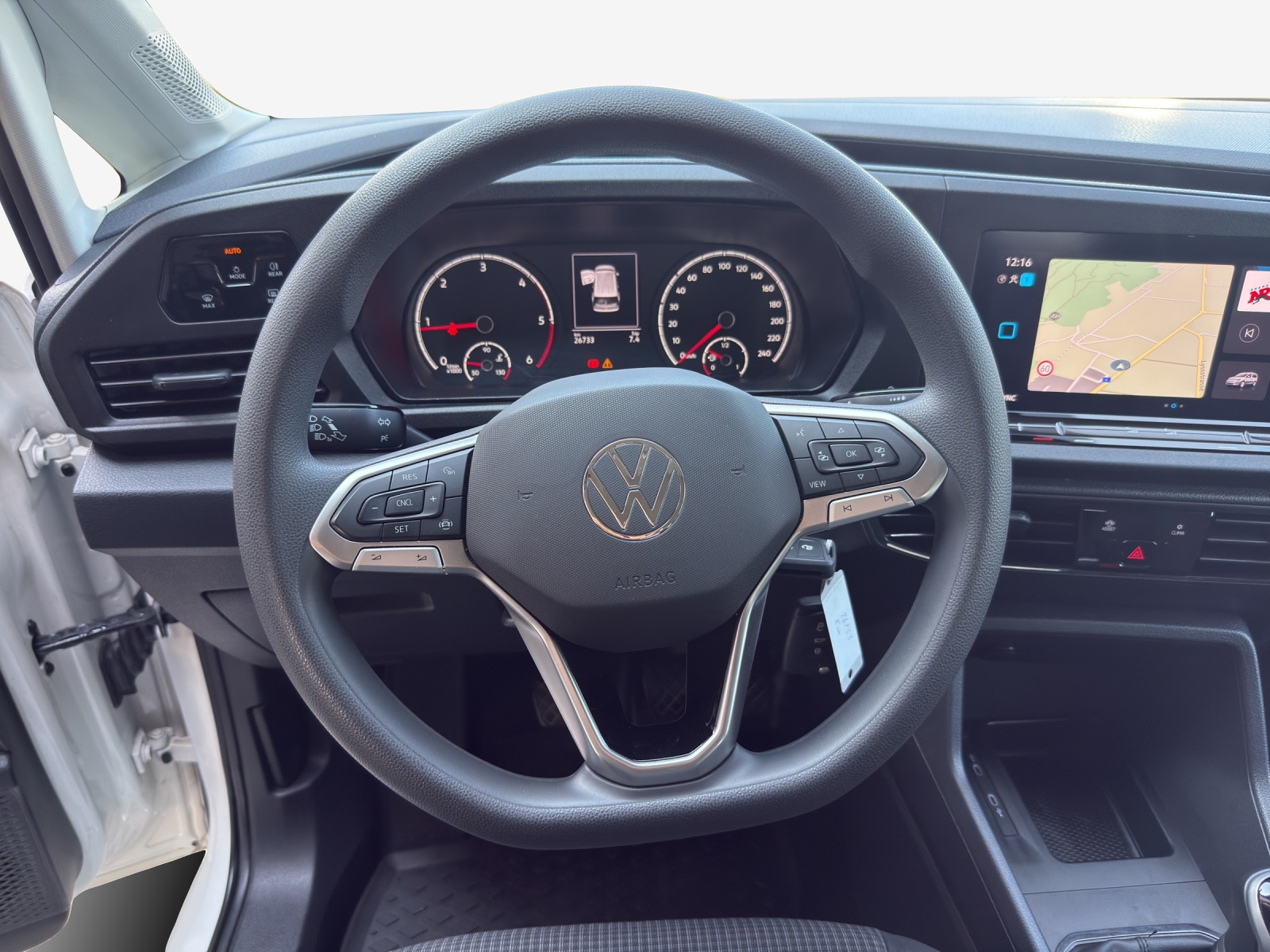 VW Caddy 2.0 TDI-image-9