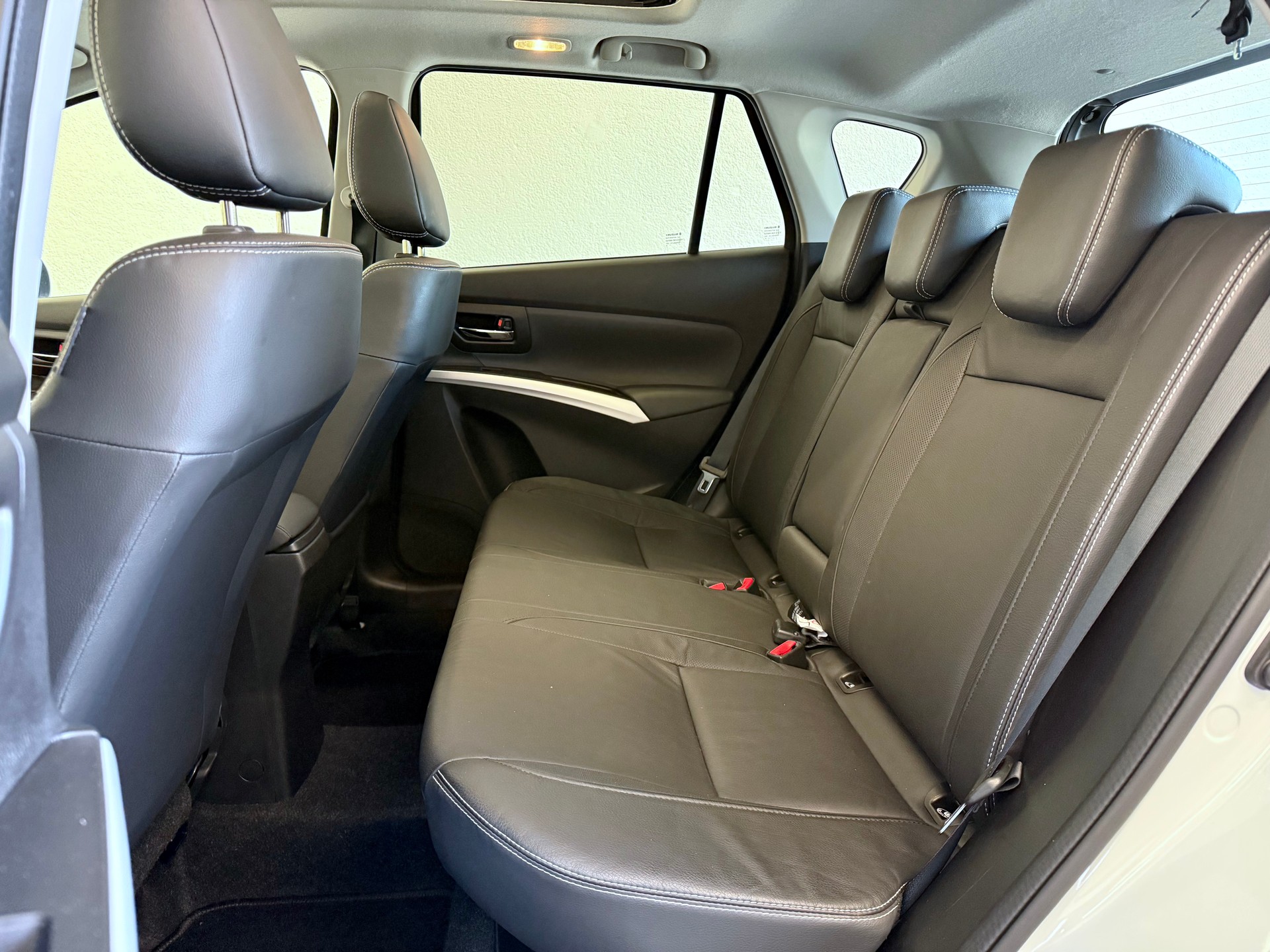 SUZUKI S-Cross-image-19