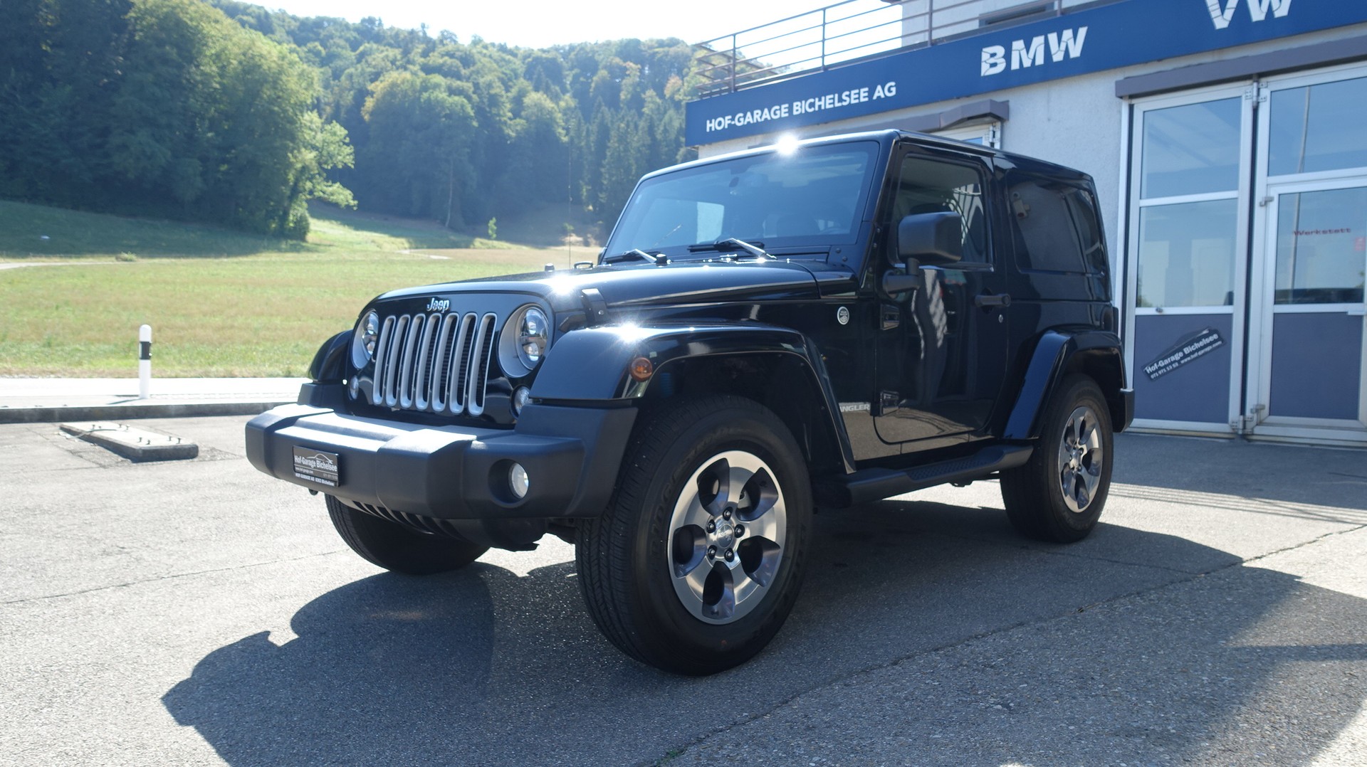 JEEP Wrangler 3.6 Sahara Automatic hardtop-image-3