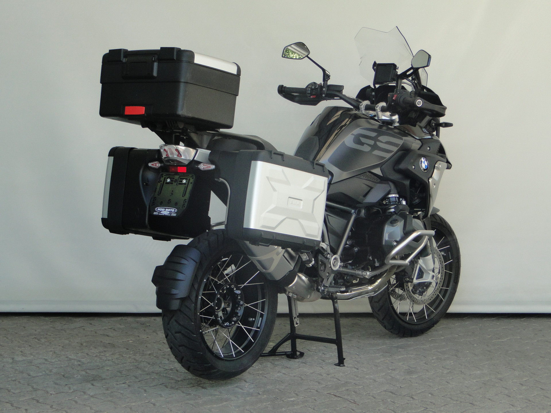 BMW R 1250 GS Triple Black-showroom-element-3