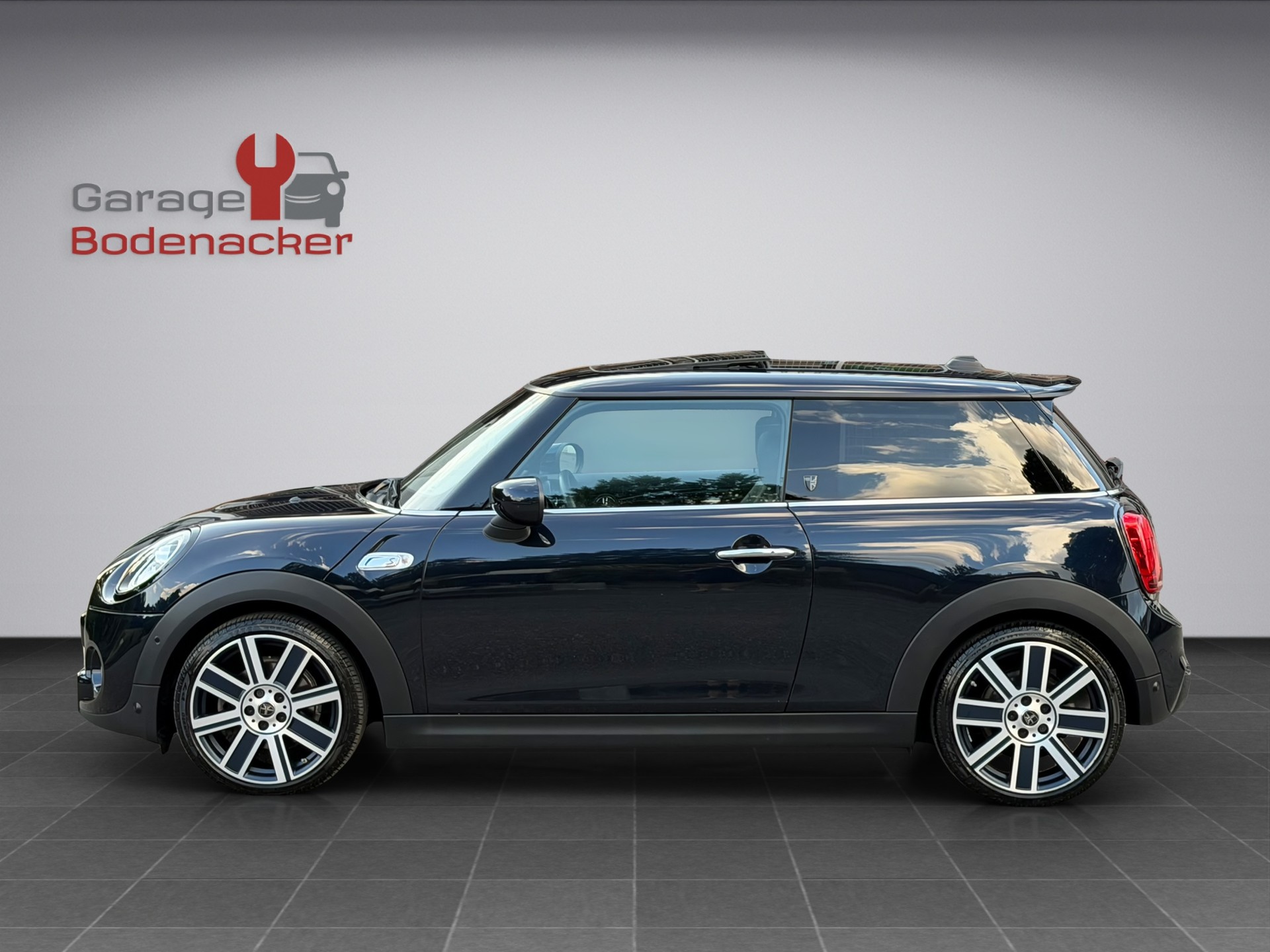 MINI Cooper S Steptronic DKG-showroom-element-2